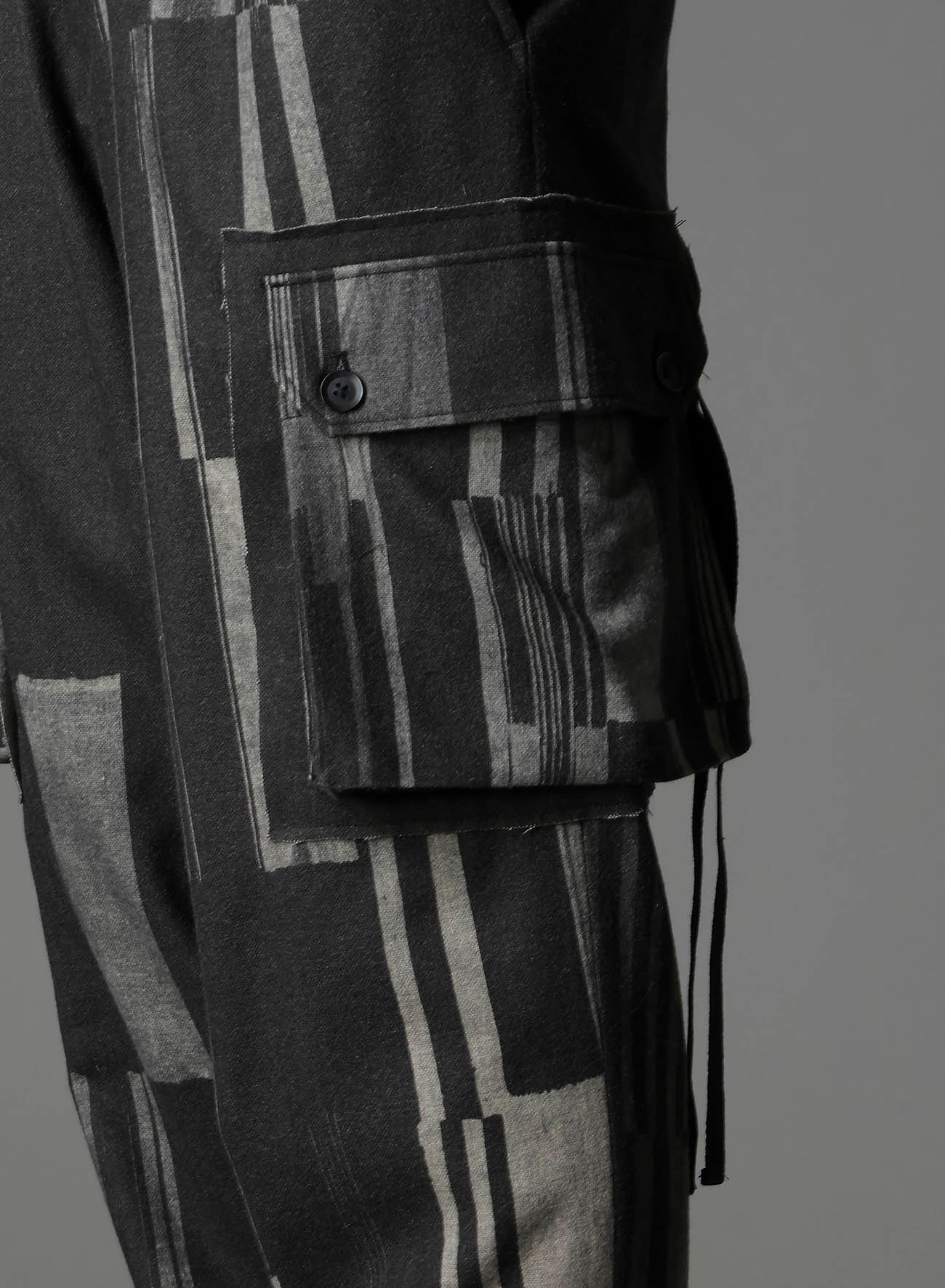 FLANNEL STRIPE PATTERN STANDARD RIBBED HEM CARGO