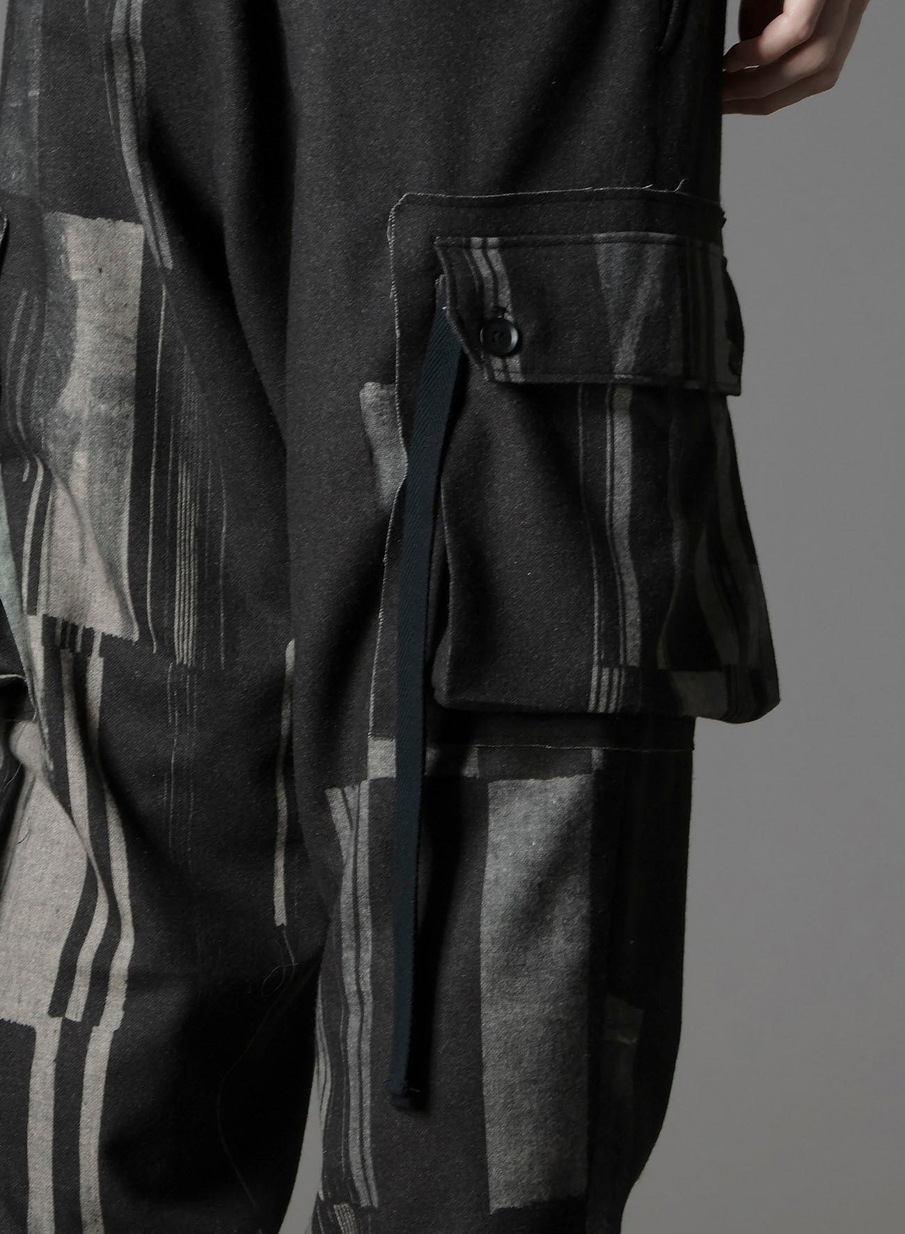 FLANNEL STRIPE PATTERN STANDARD RIBBED HEM CARGO