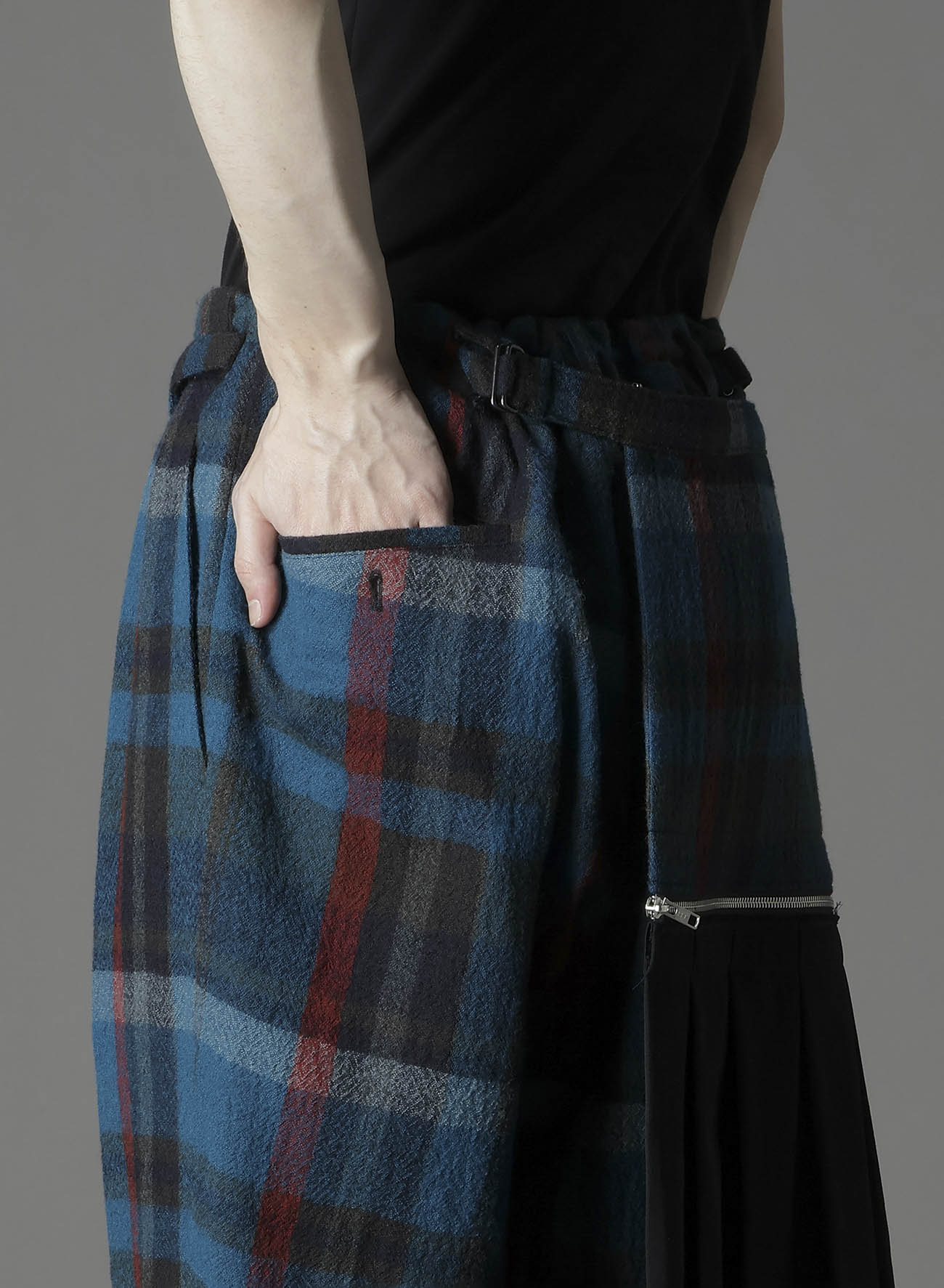W/GABARDINE DOUBLE GAUZE PLEATED WRAP PANTS