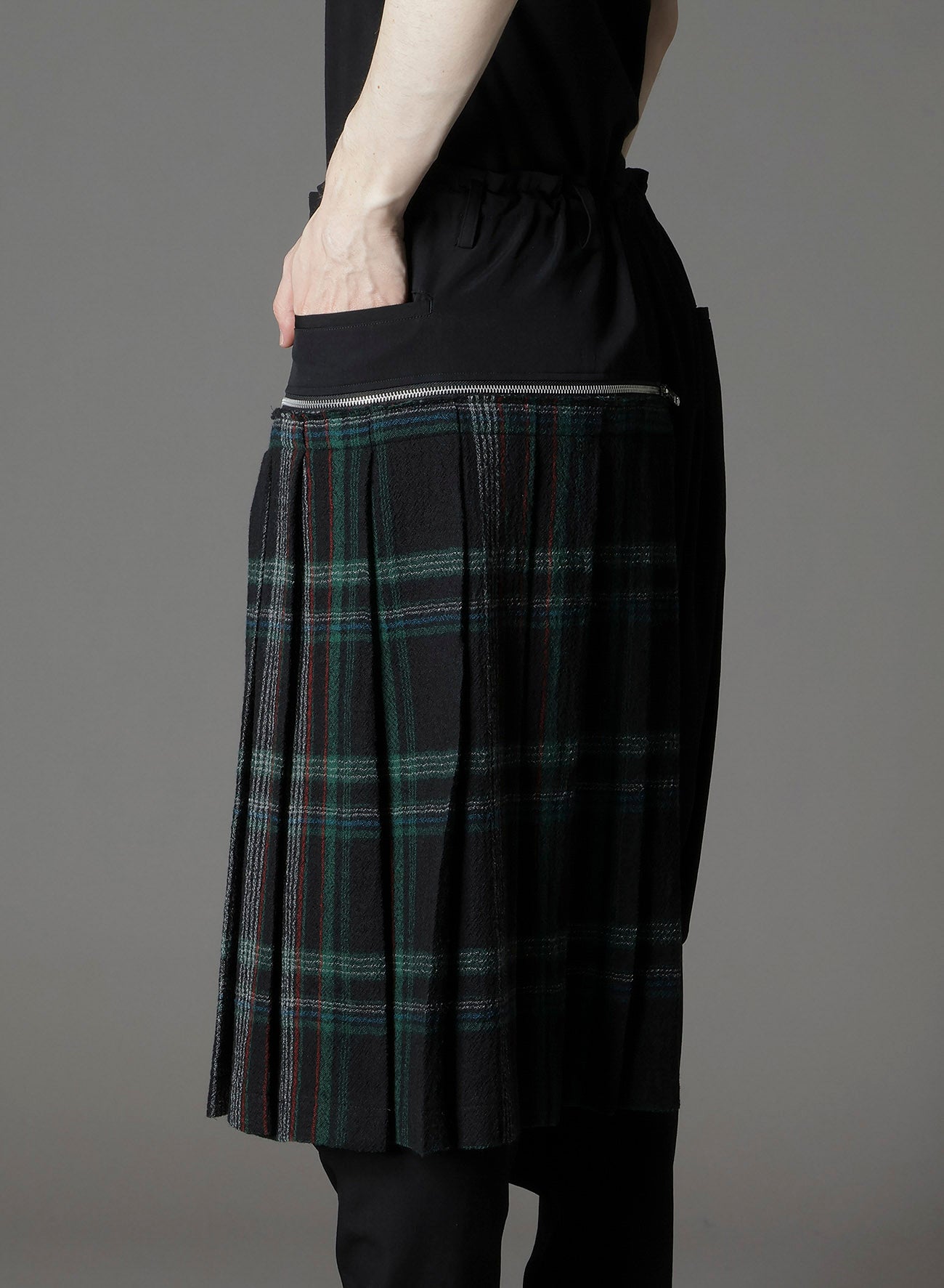 W/GABARDINE DOUBLE GAUZE PLEATED SAROUEL PANTS