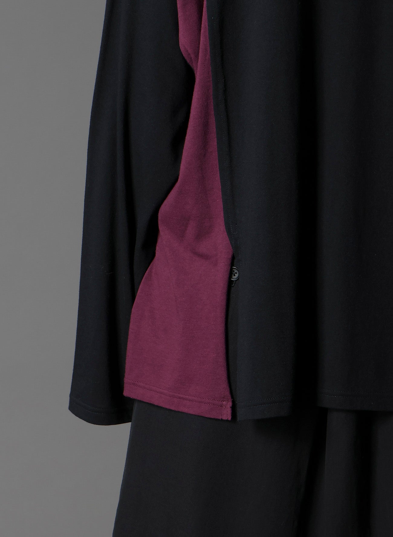 C/MOJERSEY COMBINATION MIX BLOCK LONG SLEEVED T-SHIRT