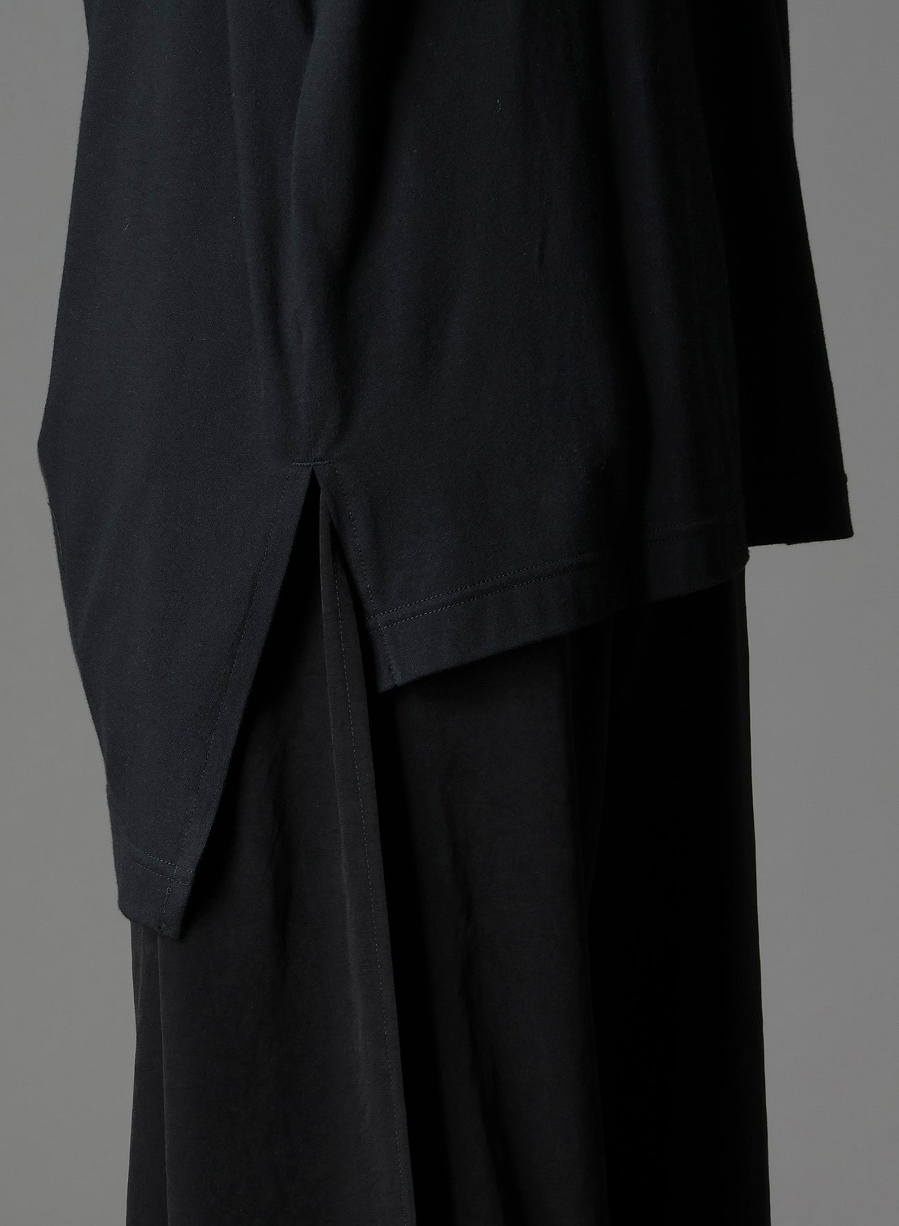 C/MO JERSEY CURVED CRAWCORD LONG SLEEVED T-SHIRT