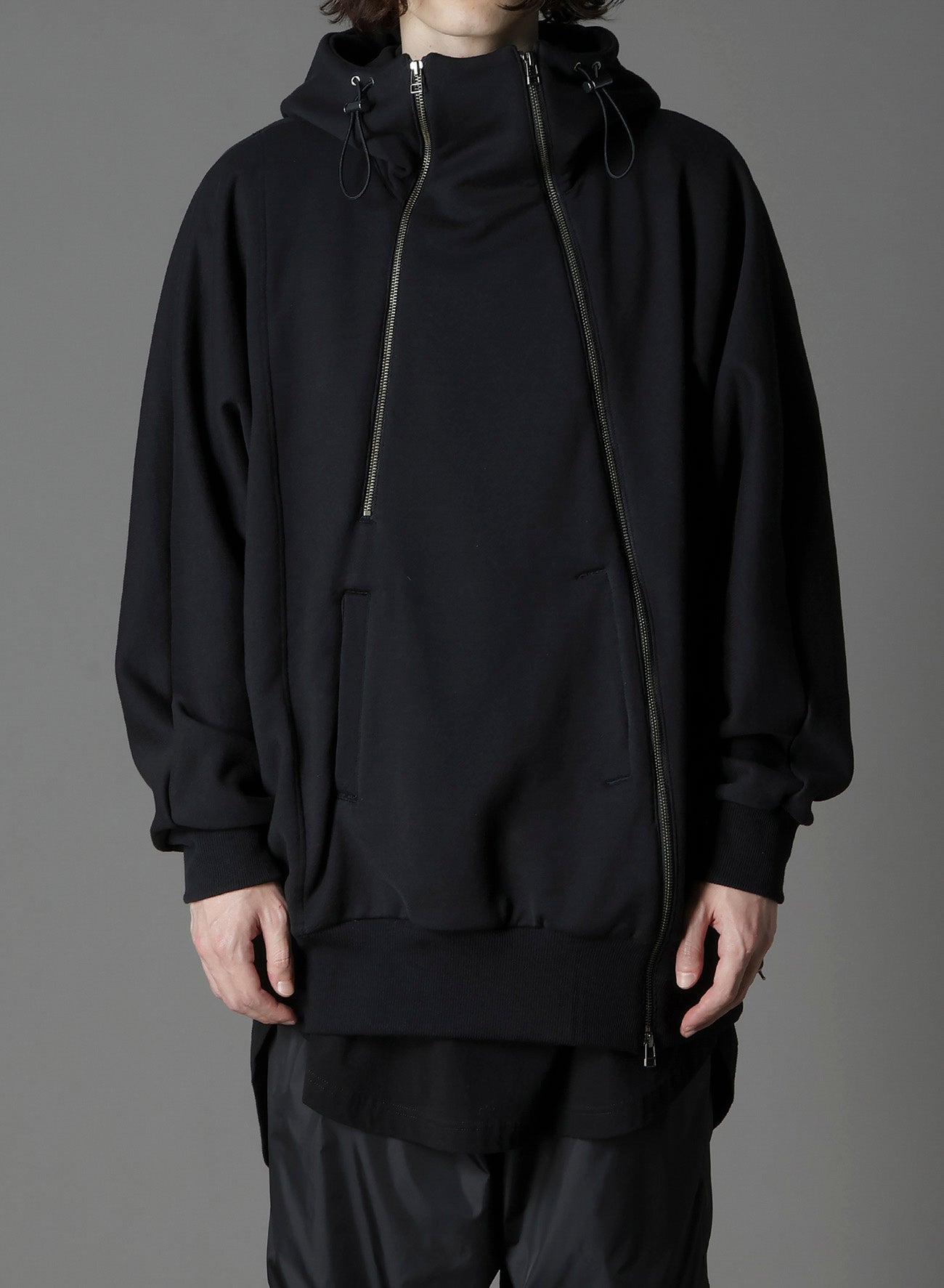 ULTIMA HEAVY FLEECE INVERTED V HOODIE SLIM