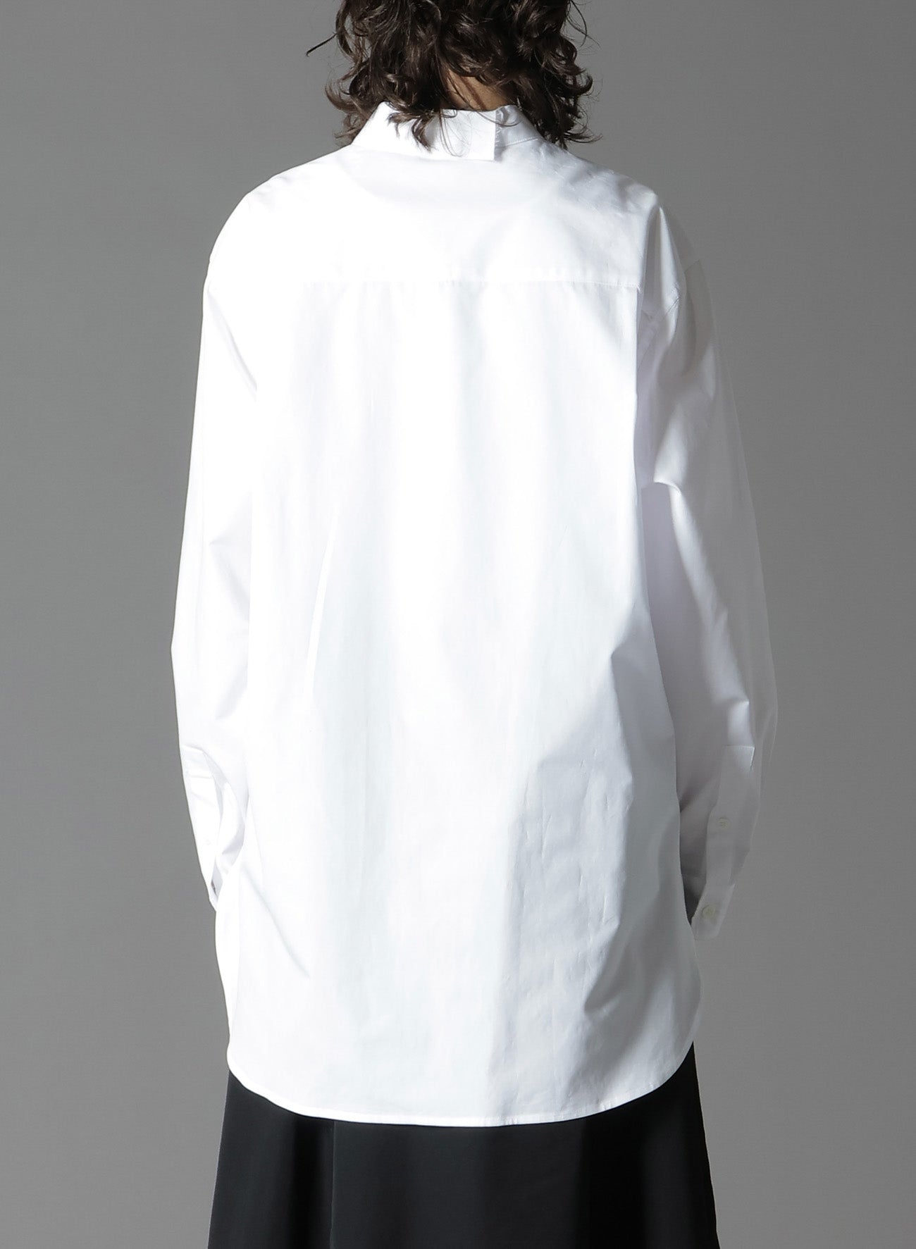 COTTON BROADCLOTH COLLAR CUT-OFF SHIRT