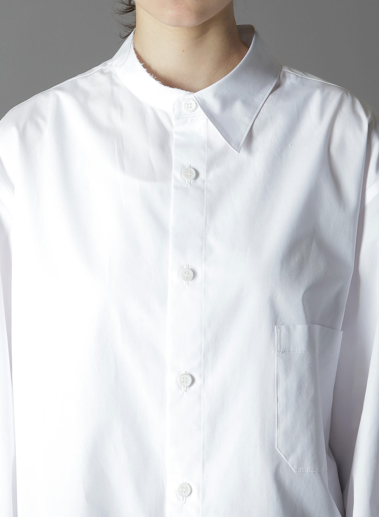 COTTON BROADCLOTH COLLAR CUT-OFF SHIRT