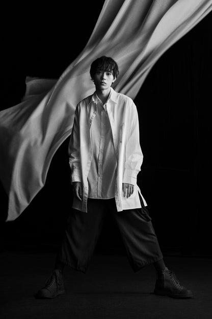 POLYESTER SMOOTH PIPING WIDE PANTS