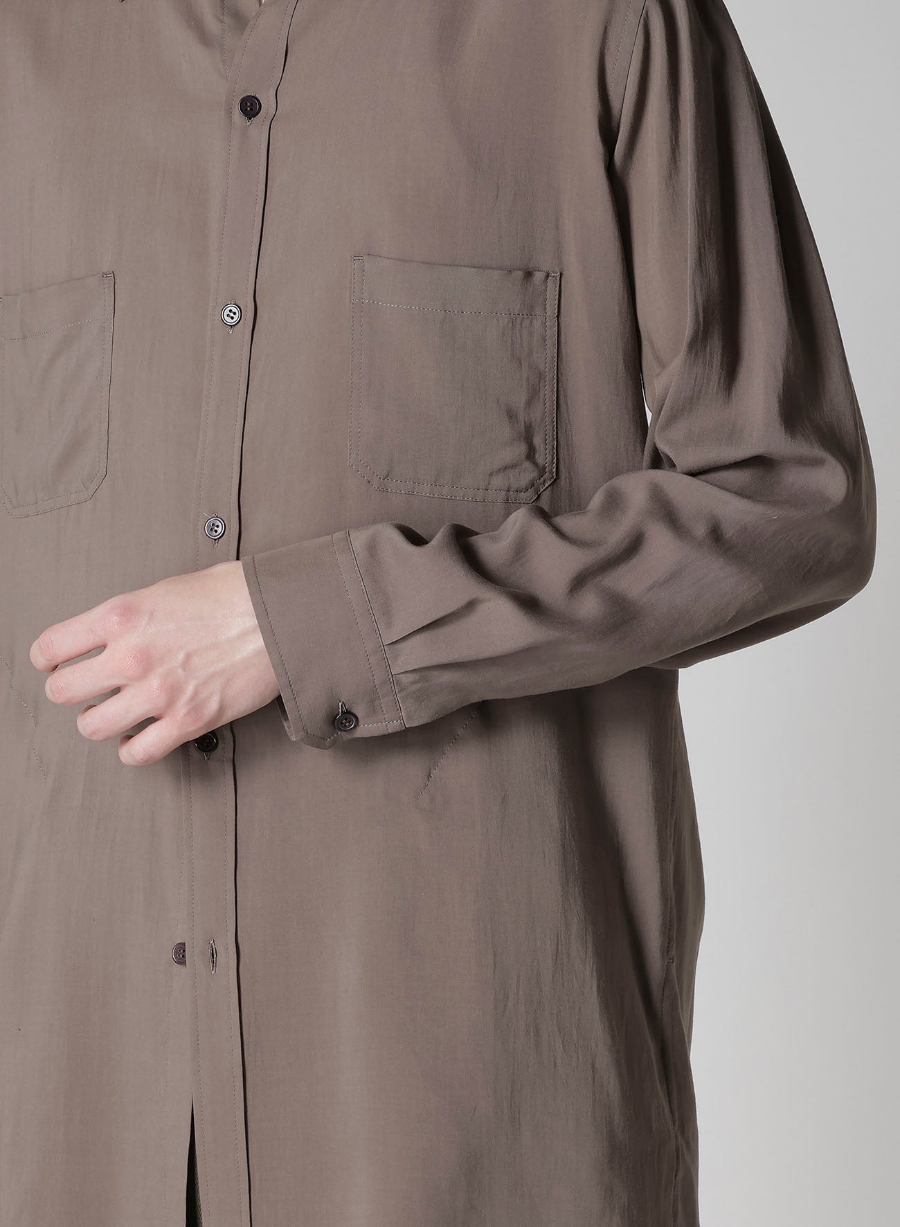 CELLLOSE LAWN BACK OPEN GATHER SLEEVE BLOUSE