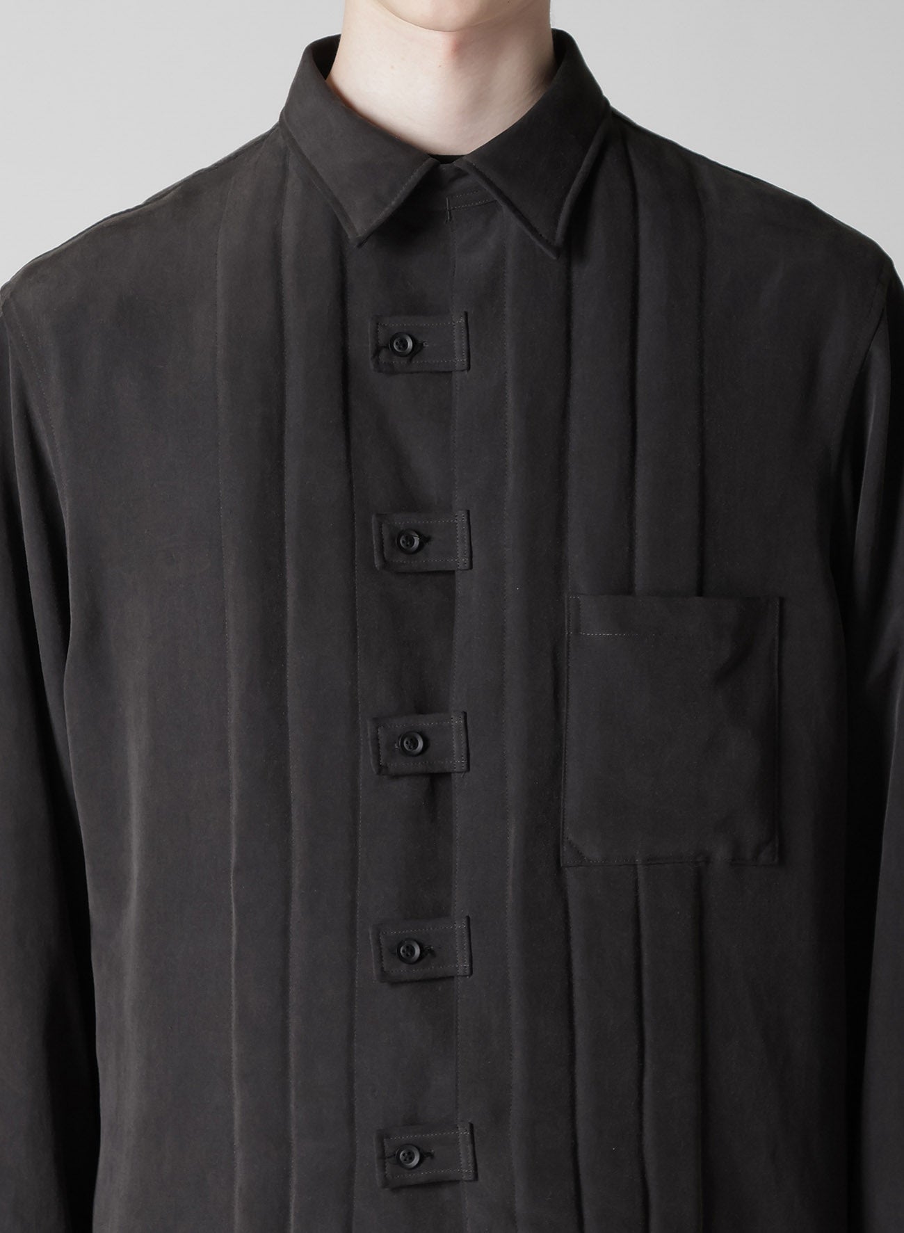 32M WEATHER TAB PADDED BLOUSE