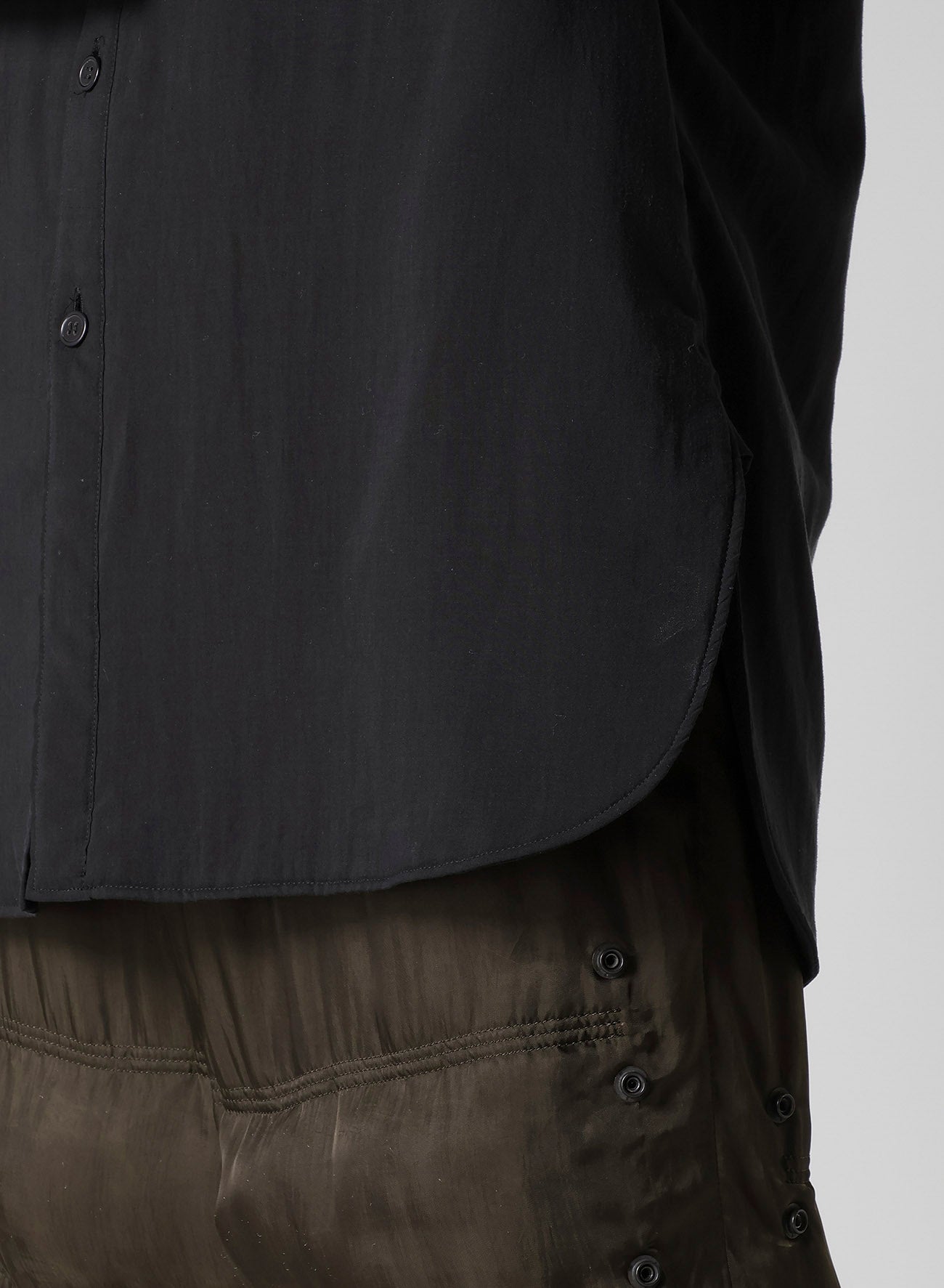 CELLULOSE LAWN STOLE DETAIL PADDED BLOUSE