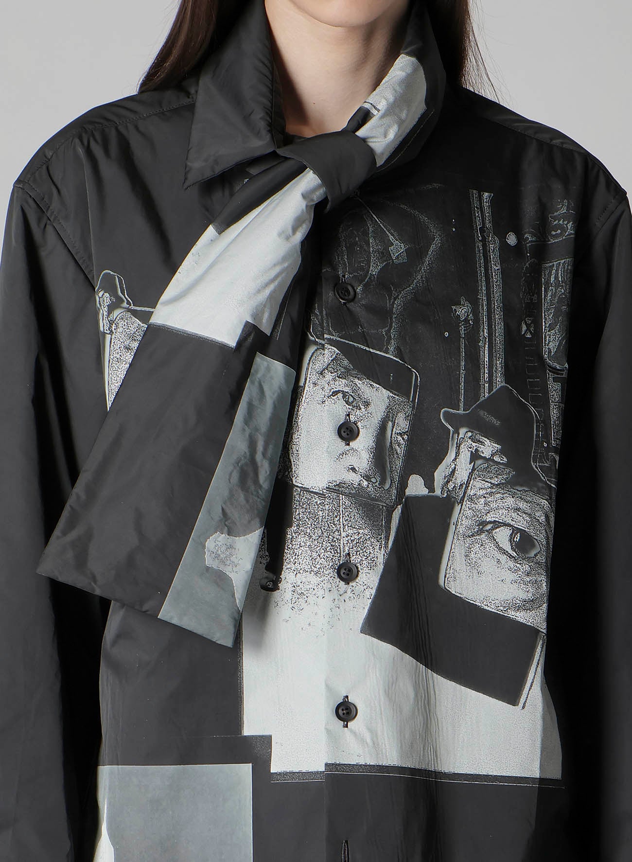 STOLE DETAIL PRINTED PADDED BLOUSE