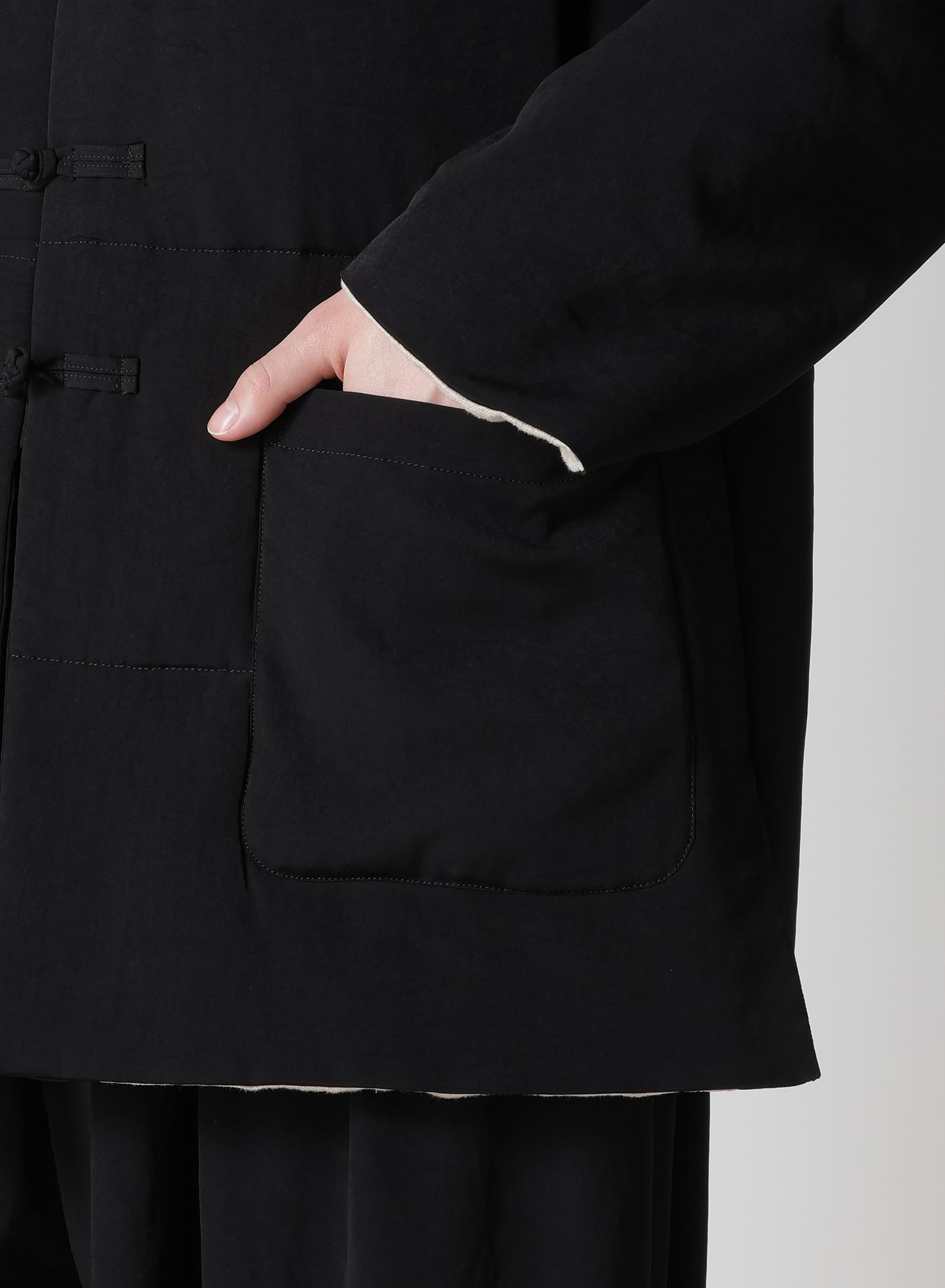 Ta TUXEDO STAND COLLAR REVERSIBLE PADDED BLOUSE