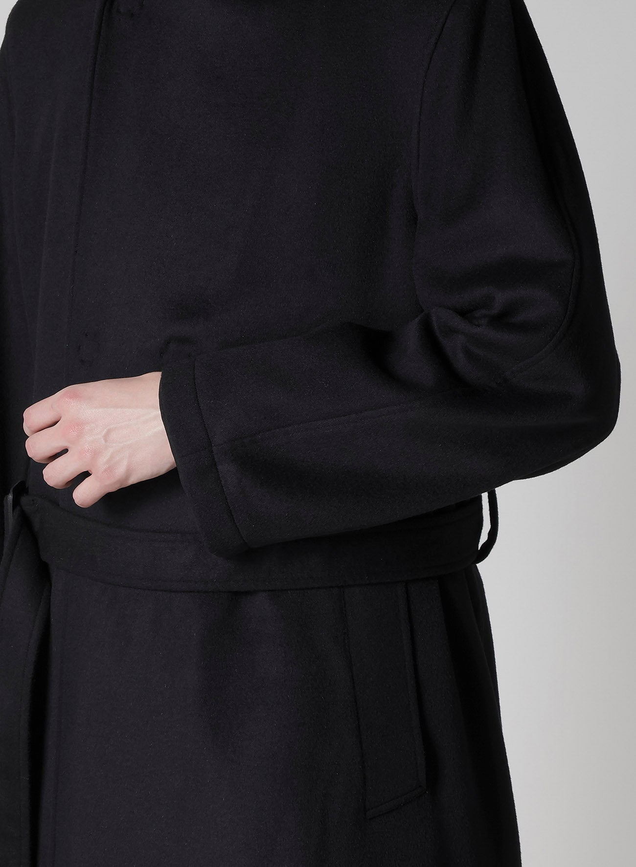 W/Ca BEAVER HOODED COAT