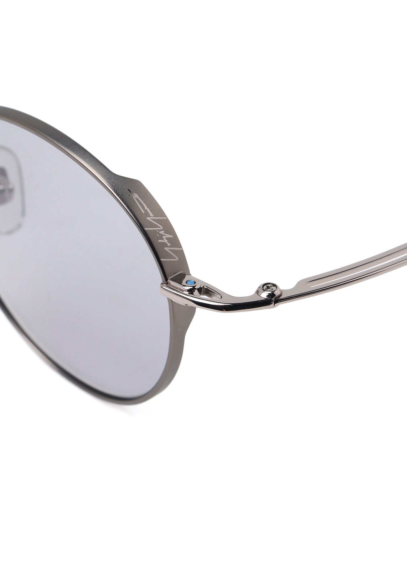 TITANIUM OPTICAL COLORLENS Q