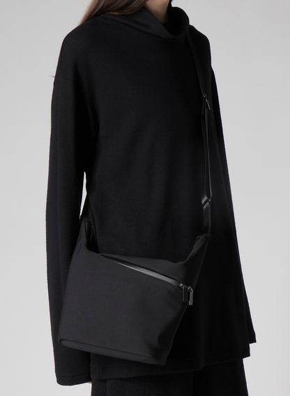 WOOL GABARDINE/NY OBLIQUE ZIPPER SACOCHE
