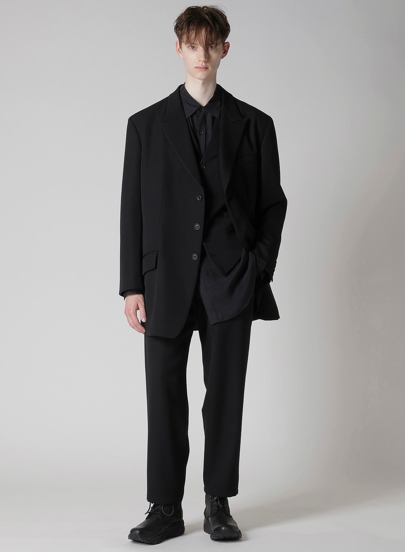 ARMY GABARDINE 3 BUTTONS PEAKED JACKET