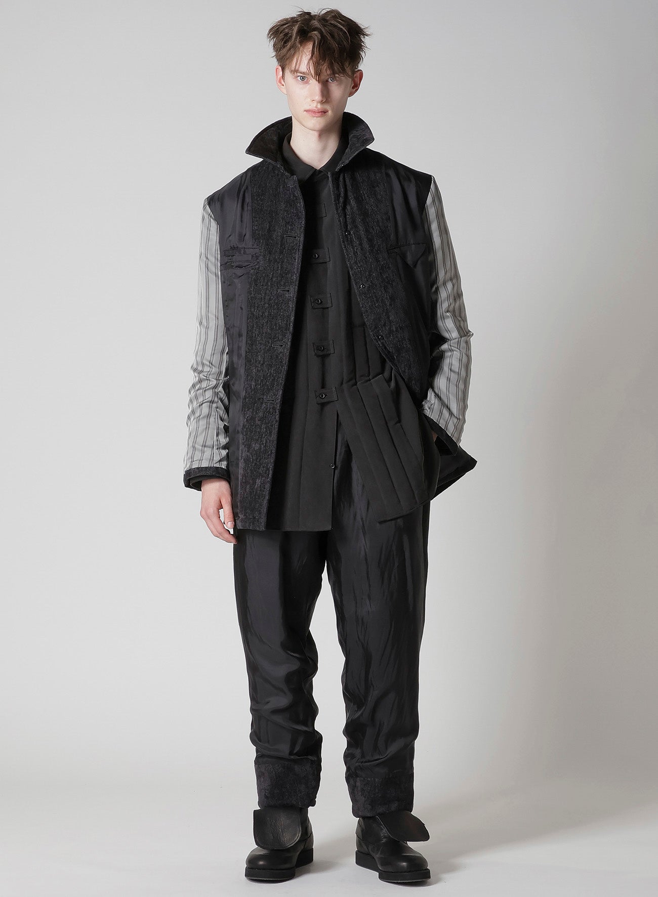 LINEN VELVET TAB DETAIL PADED JACKET