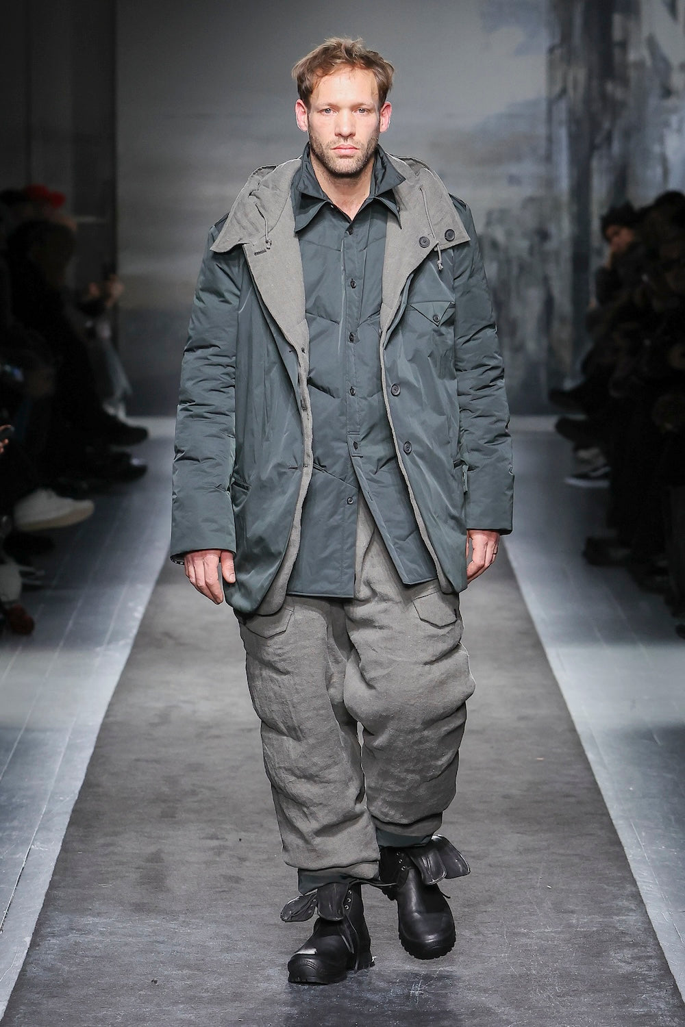 SILK LINEN DIAGONAL PADDED HOODED JACKET