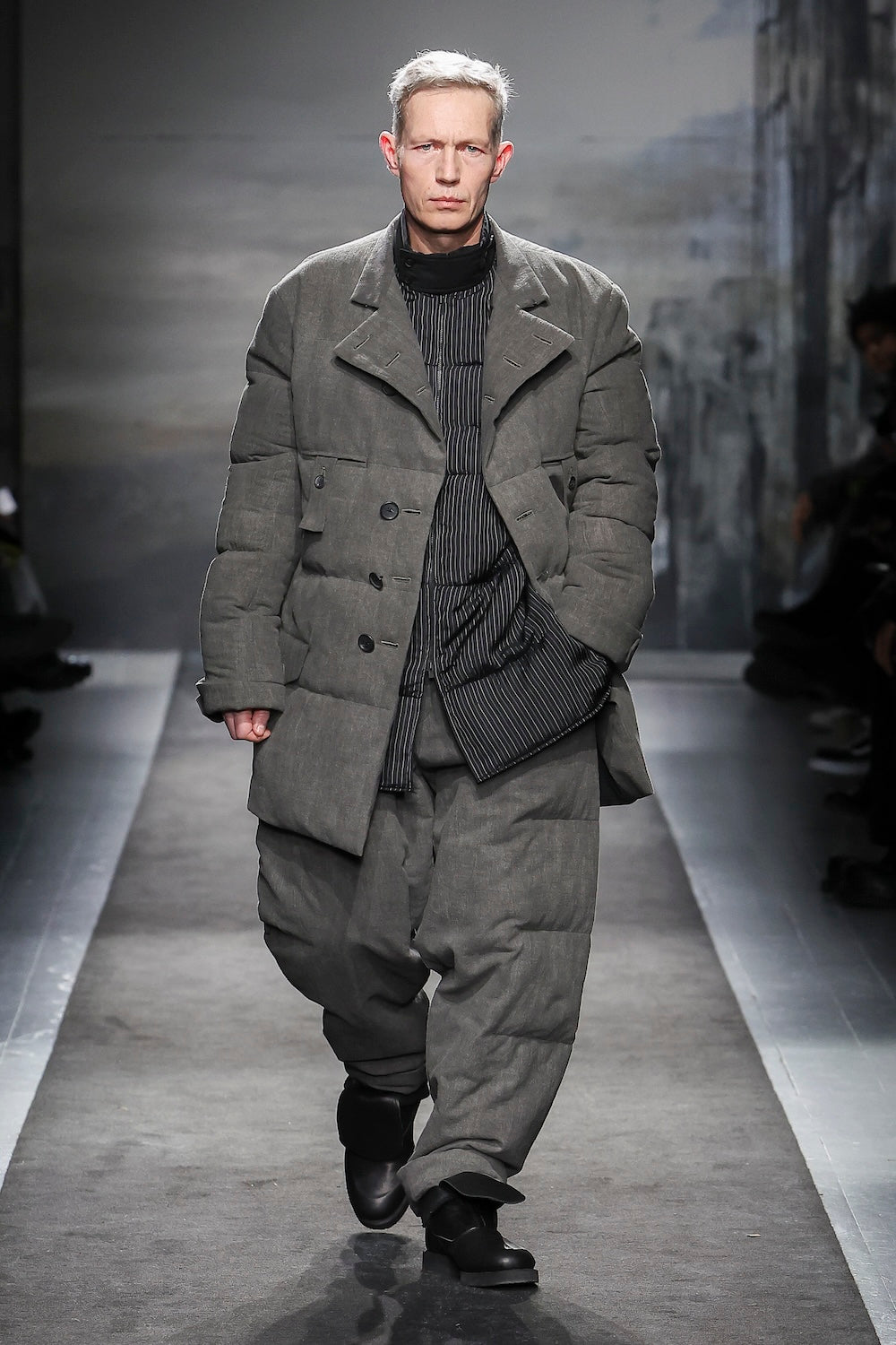 COTTON LINEN INKED HORIZONTAL PADDED LONG JACKET