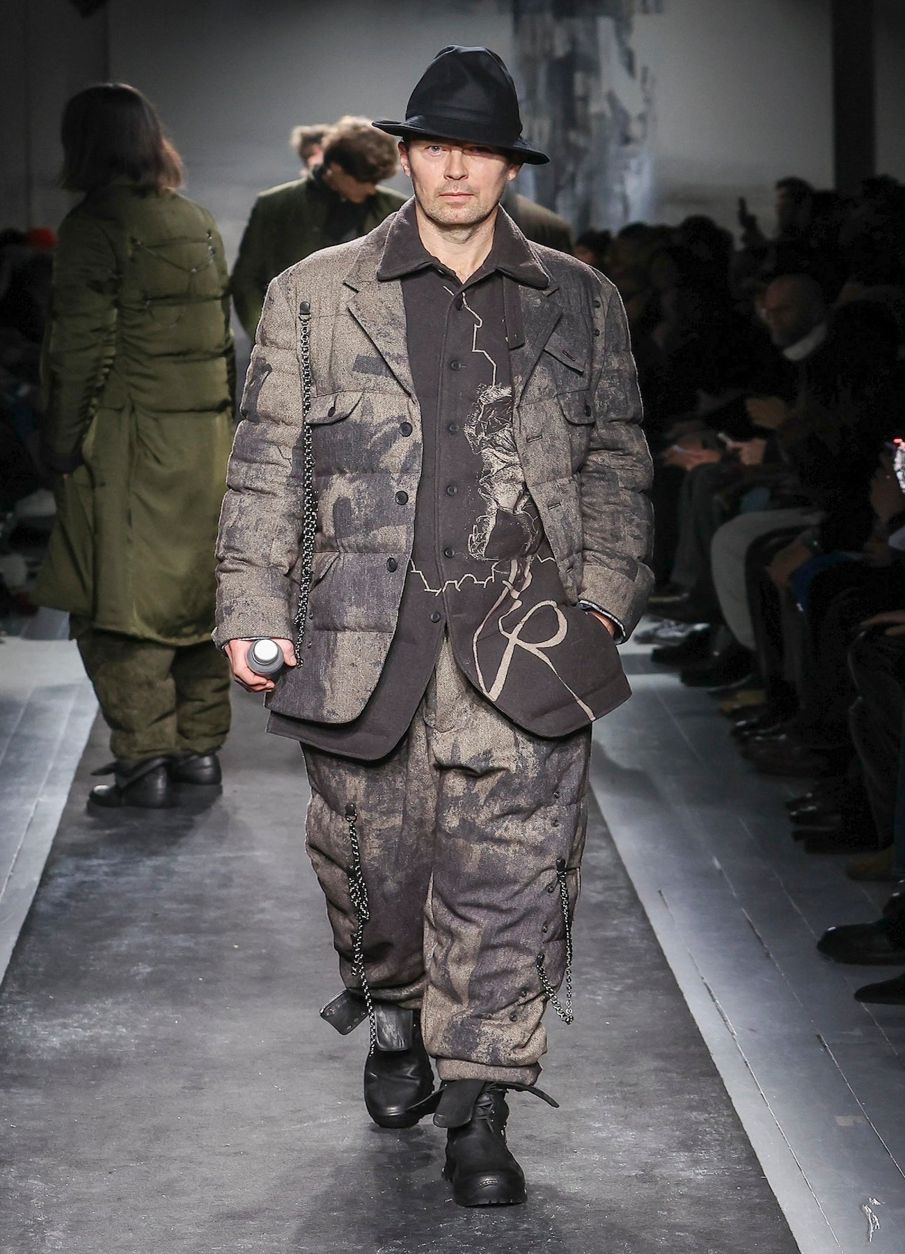 COLLAGE PRINTED PADDED JACKET