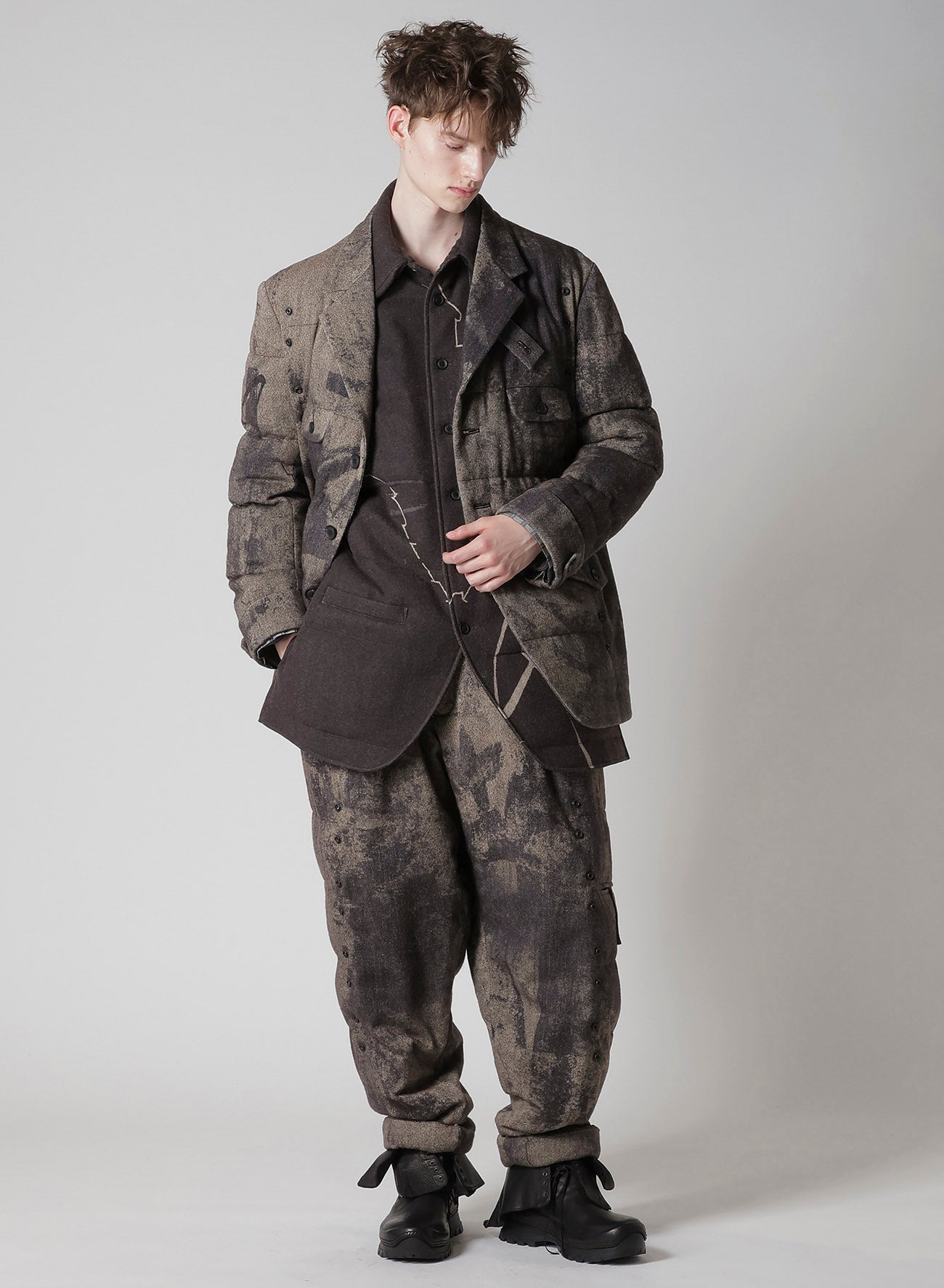 COLLAGE PRINTED PADDED JACKET