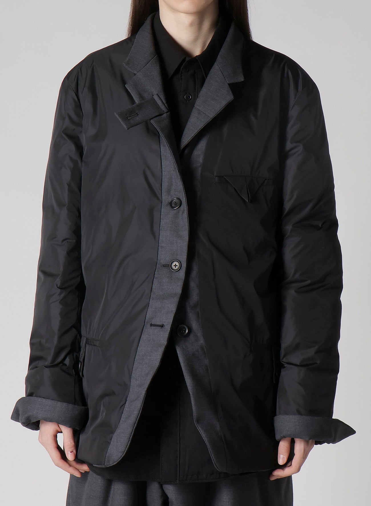 3 BUTTONS HORIZONTAL PADDED JACKET