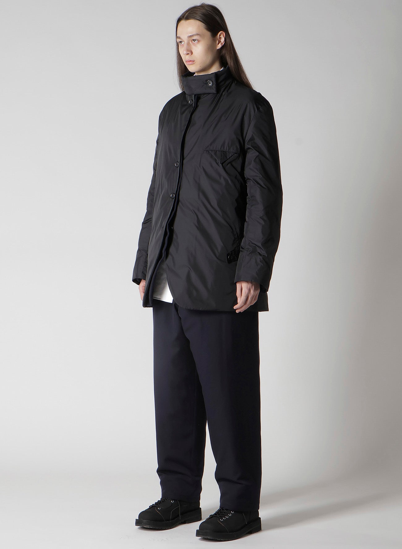 NAVY WOOL GABARDINE HORIZONTAL PADDED STAND JACKET