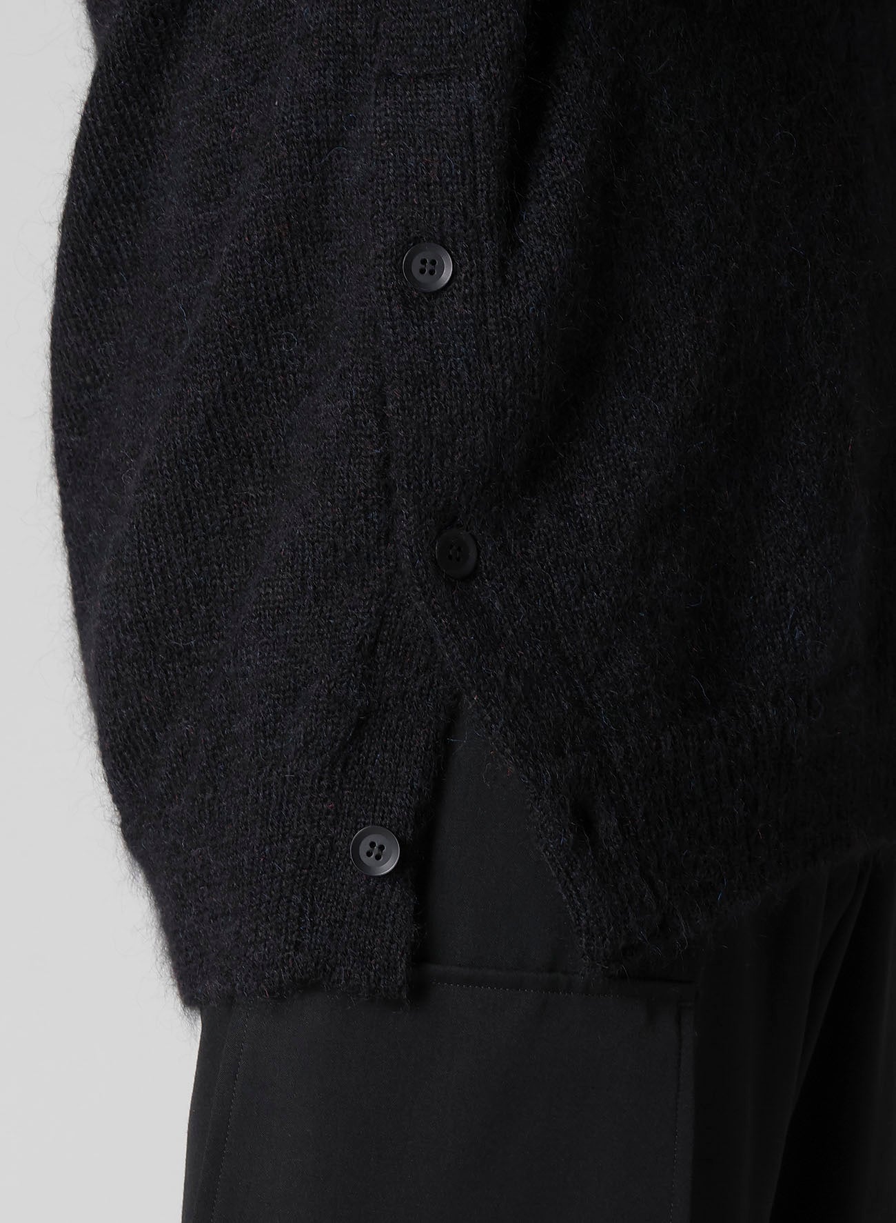 7G2P PLAIN STITCH BUTTON D V NECK VEST