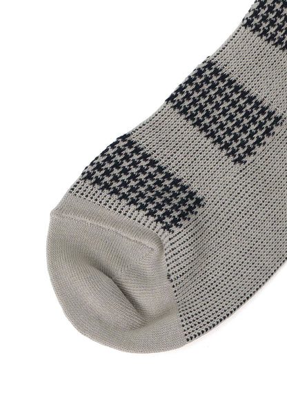C/AC JQ STAGGERED BORDER SOCKS