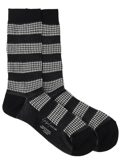 C/AC JQ STAGGERED BORDER SOCKS