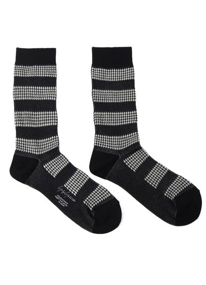 C/AC JQ STAGGERED BORDER SOCKS