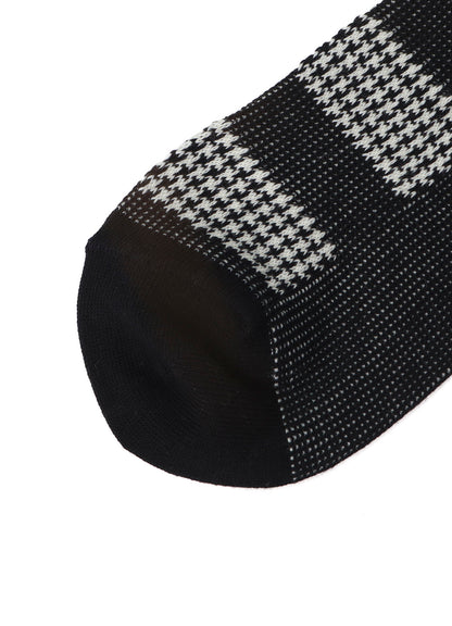 C/AC JQ STAGGERED BORDER SOCKS