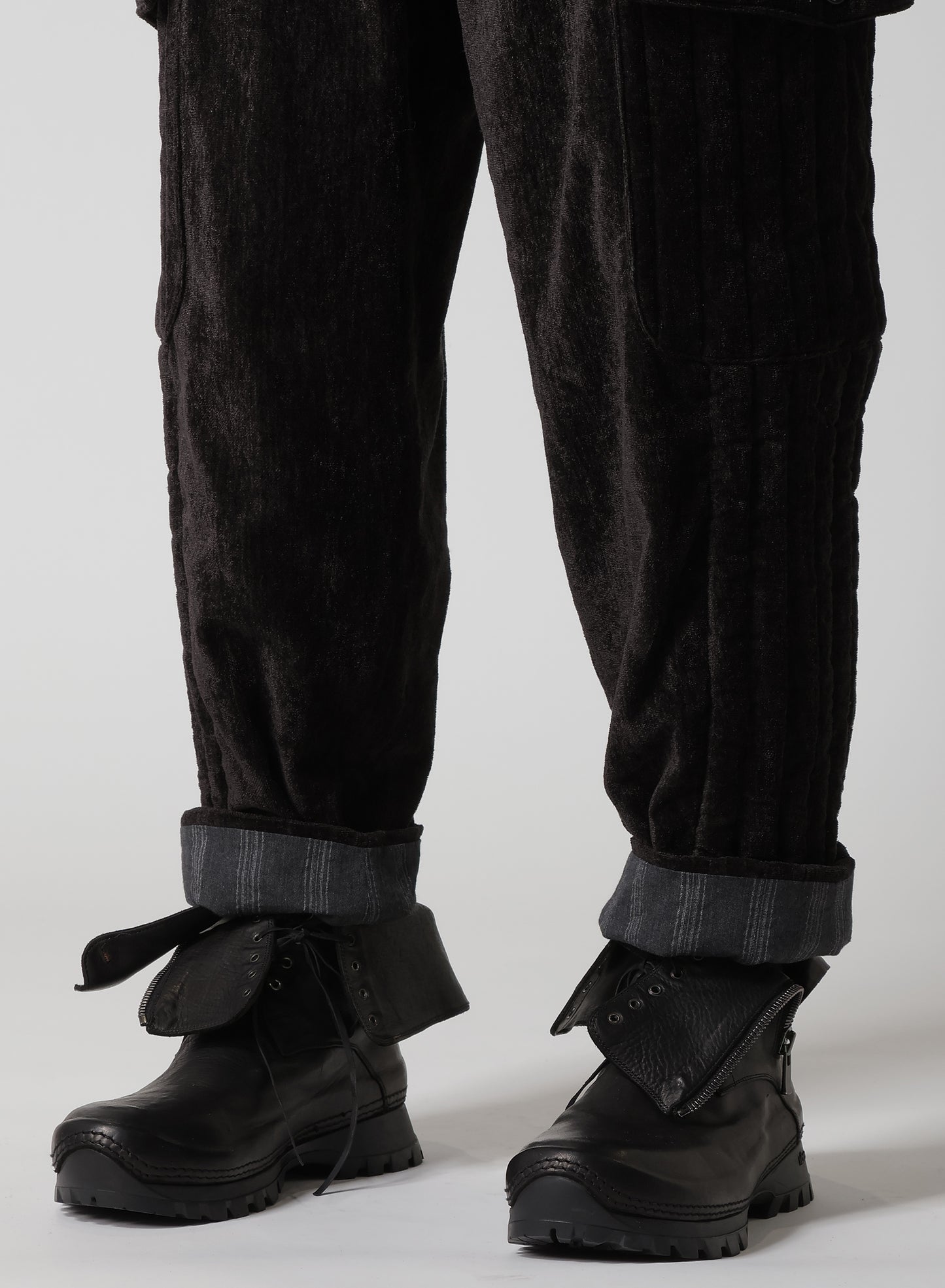 LINEN VELVET OUT POCKET PADDED PANTS