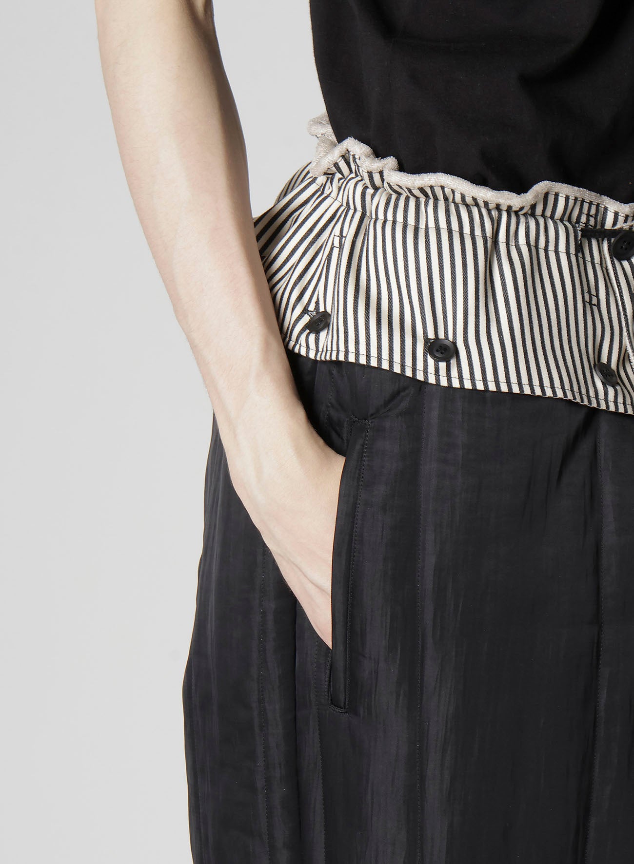 RAW LINEN VELVET LOOP BUTTON PANTS WITH LINER