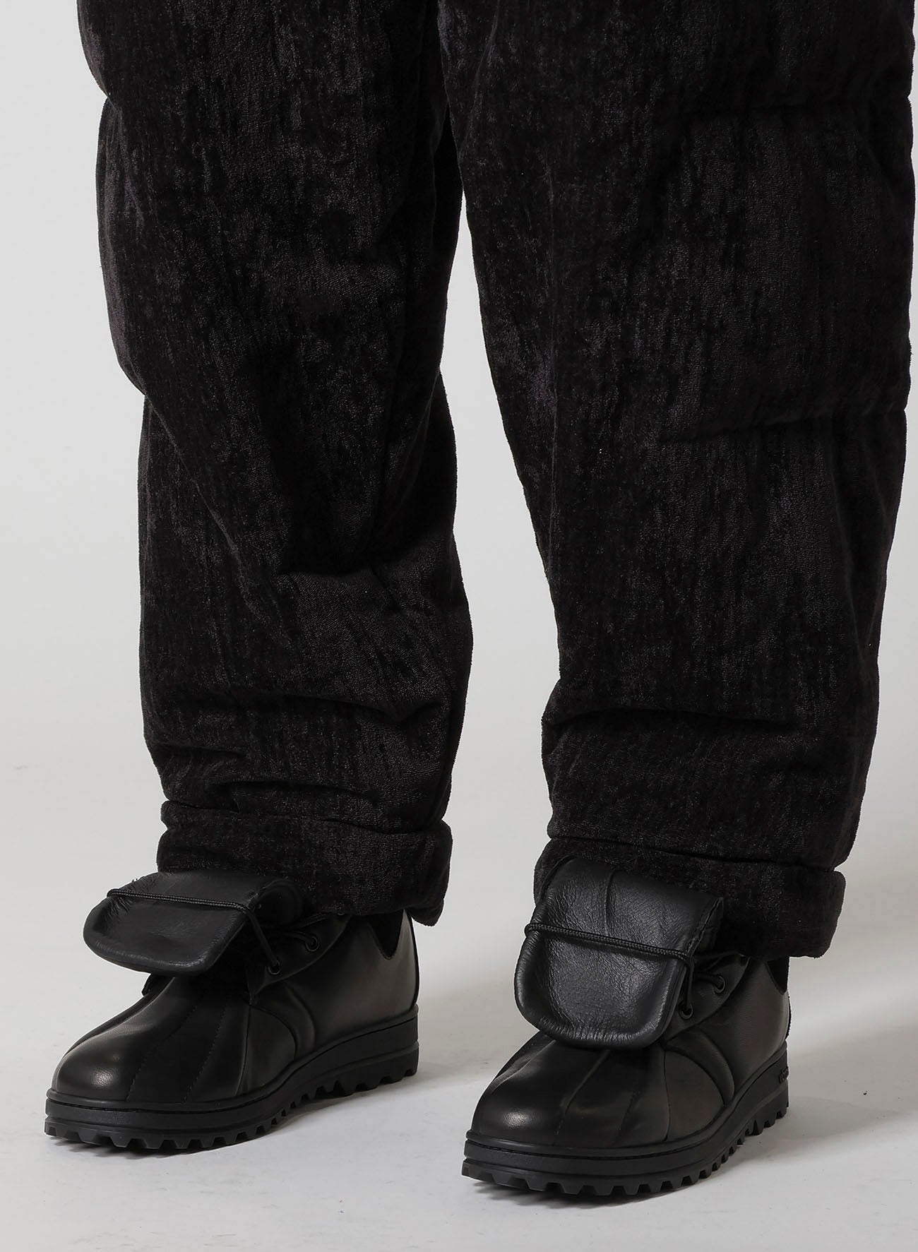 LINEN VELVET HORIZONTAL PADDED PANTS