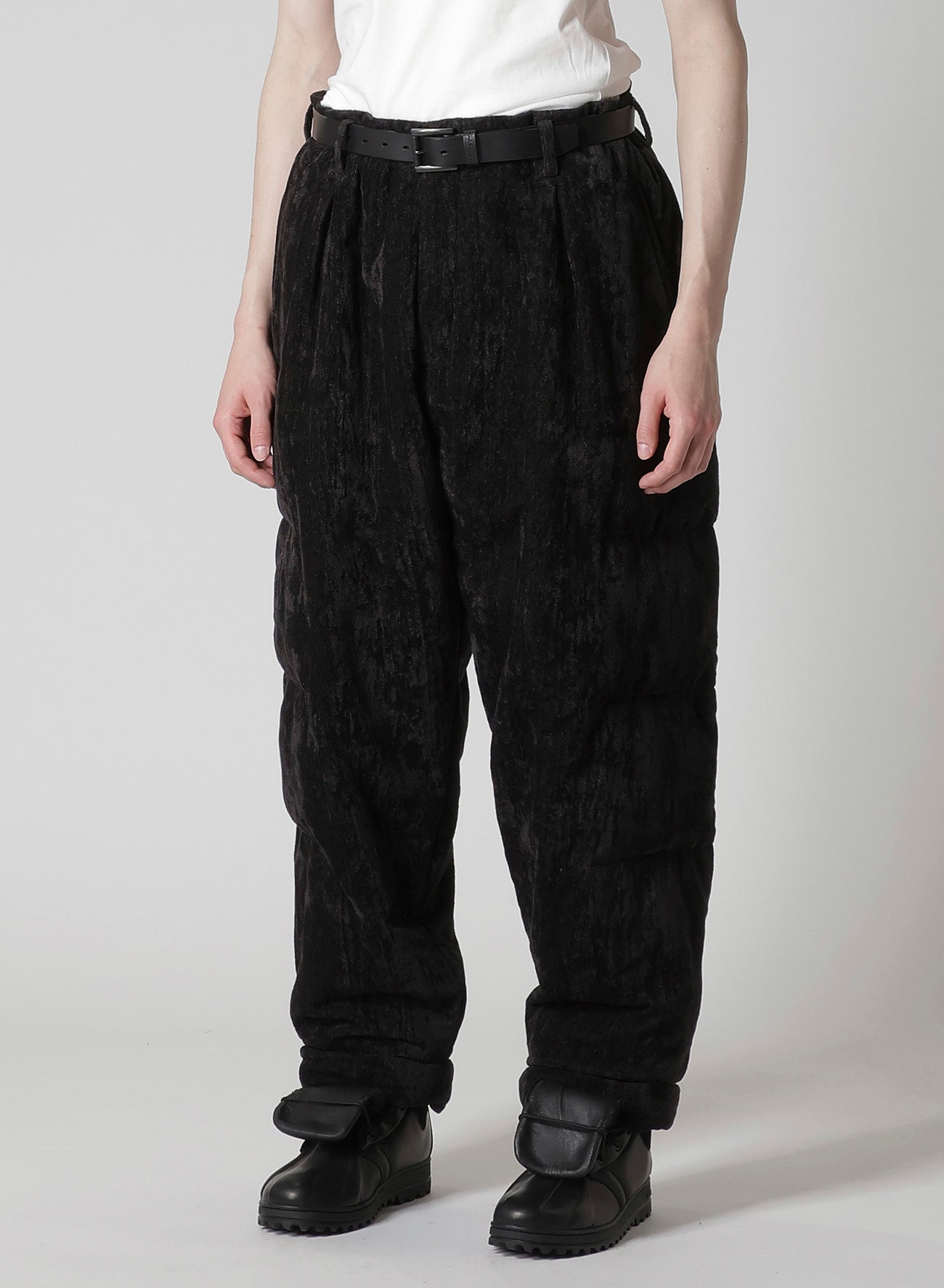 LINEN VELVET HORIZONTAL PADDED PANTS