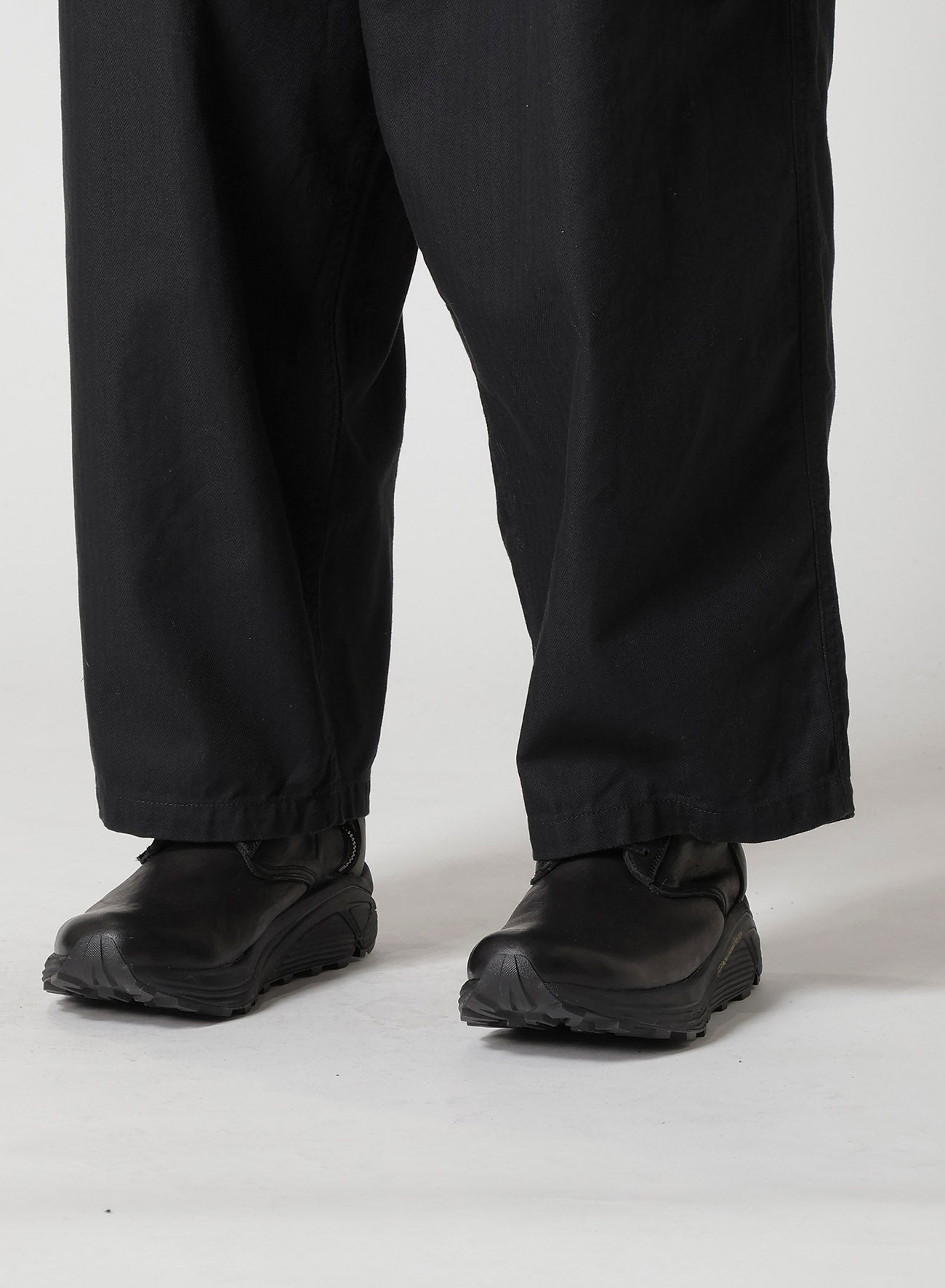 BLACK SCANDAL HERRINGBONE 12TUCK WORK PANTS