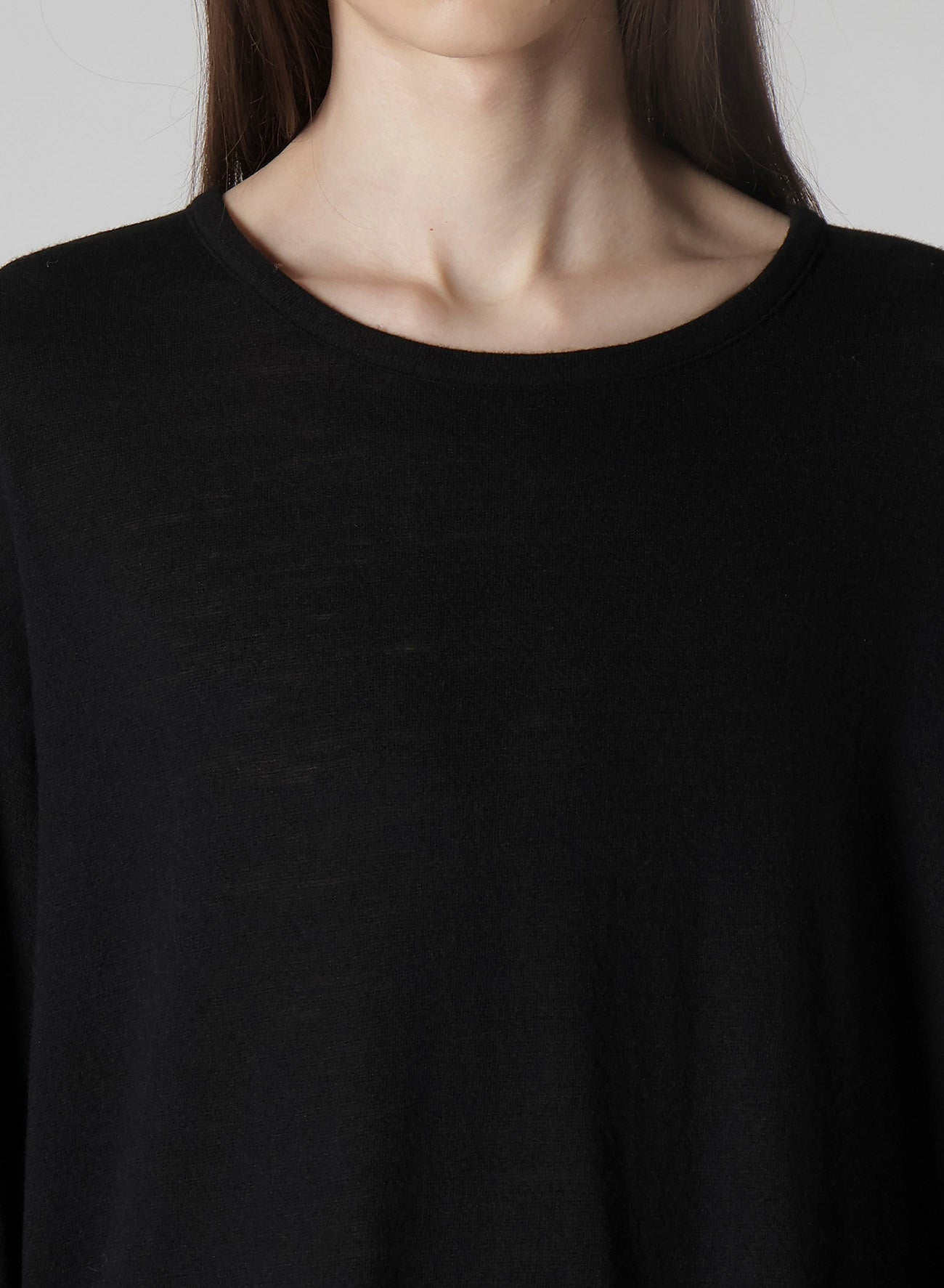MILLING WOOL SIDE SLIT ROUND NECK LONG SLV T