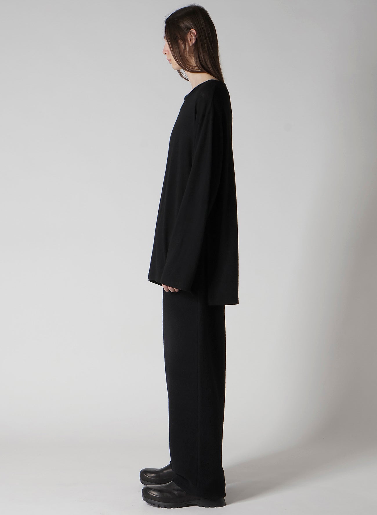 MILLING WOOL SIDE SLIT ROUND NECK LONG SLV T
