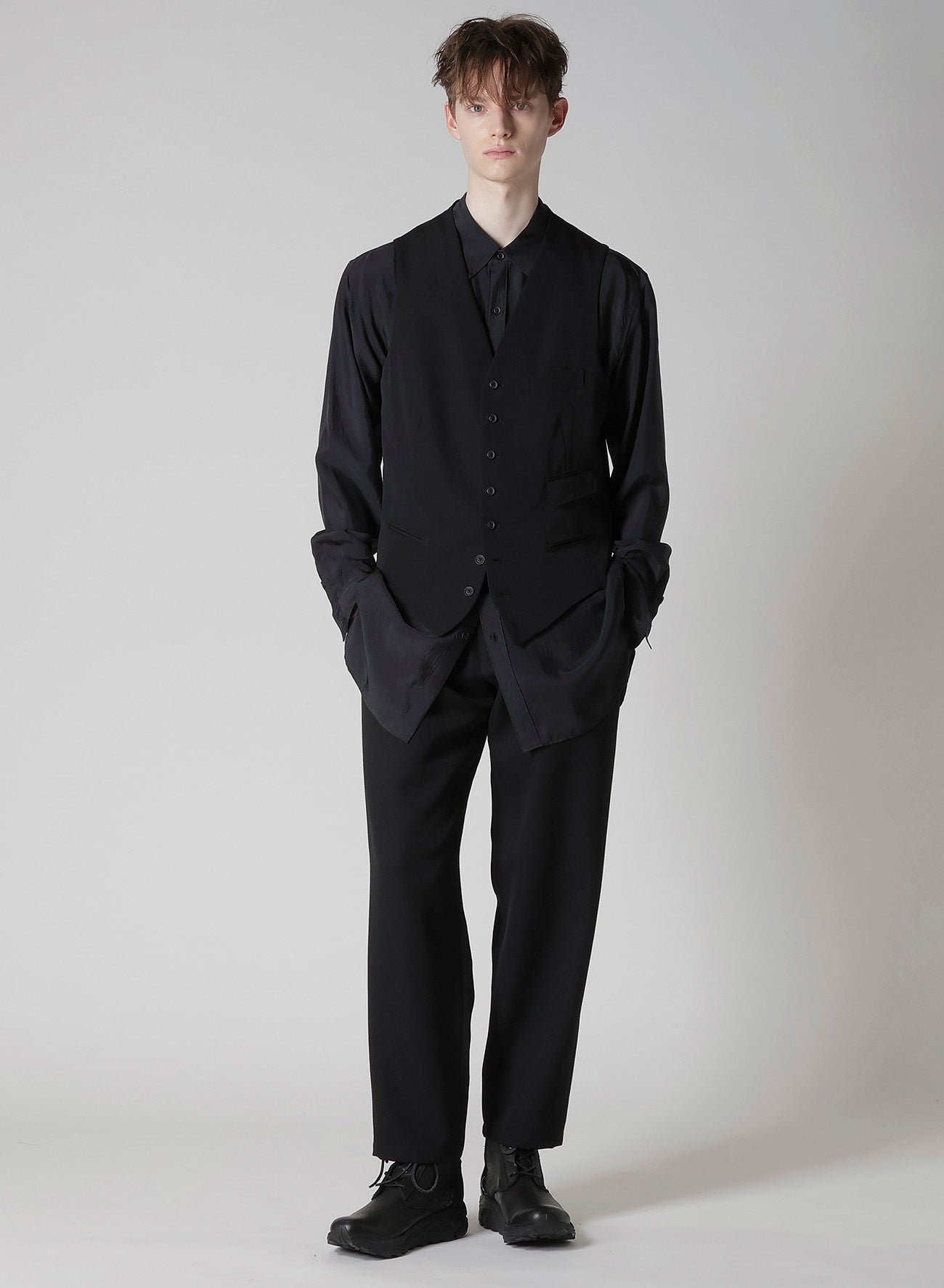 WOOL GABARDINE 7BUTTONS VEST