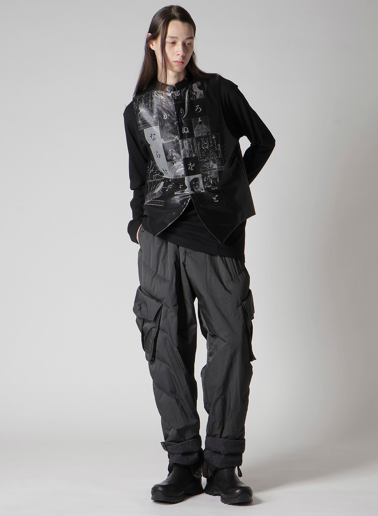 HIRAGANA PRINTED TRANSPARENT VEST