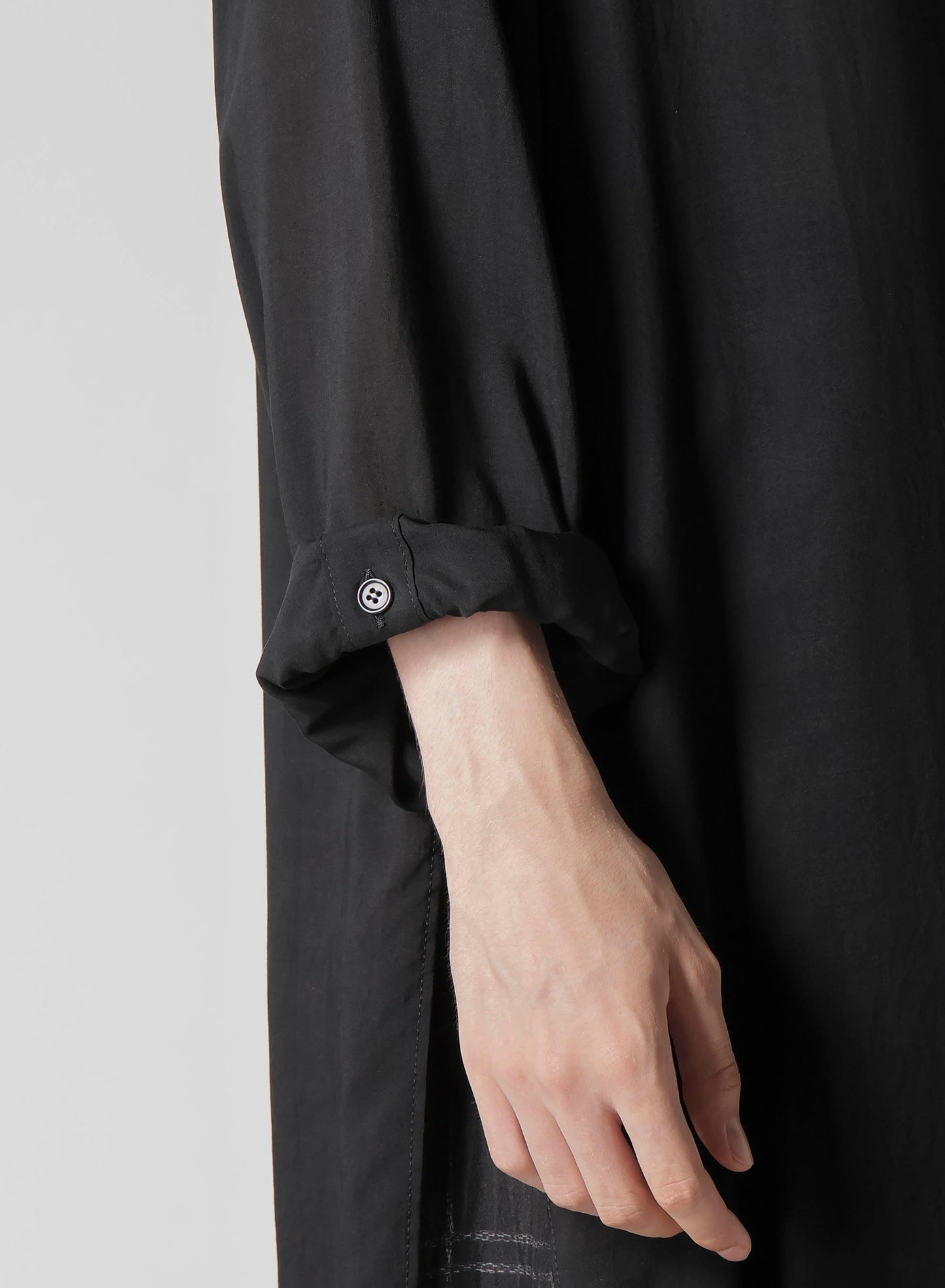 80 MODAL LOAN ASYMMETRY COLLAR BLOUSE