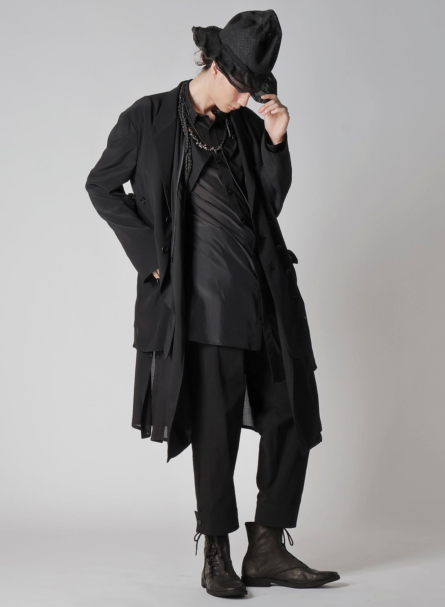 12M SILK DECINE ASYMMETRY BUTTON DETAIL JACKET