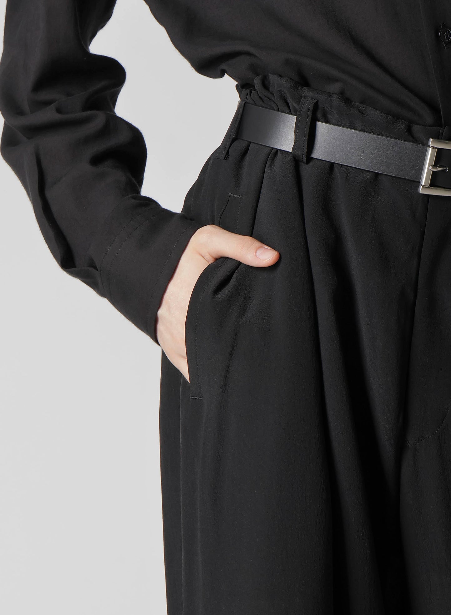 12M SILK DECINE UNBALANCED PANTS
