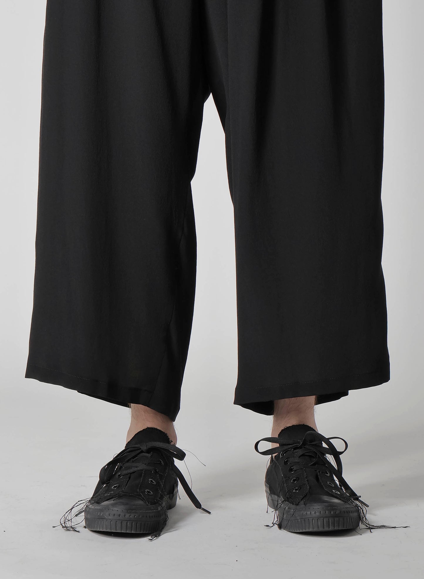 12M SILK DECINE UNBALANCED PANTS