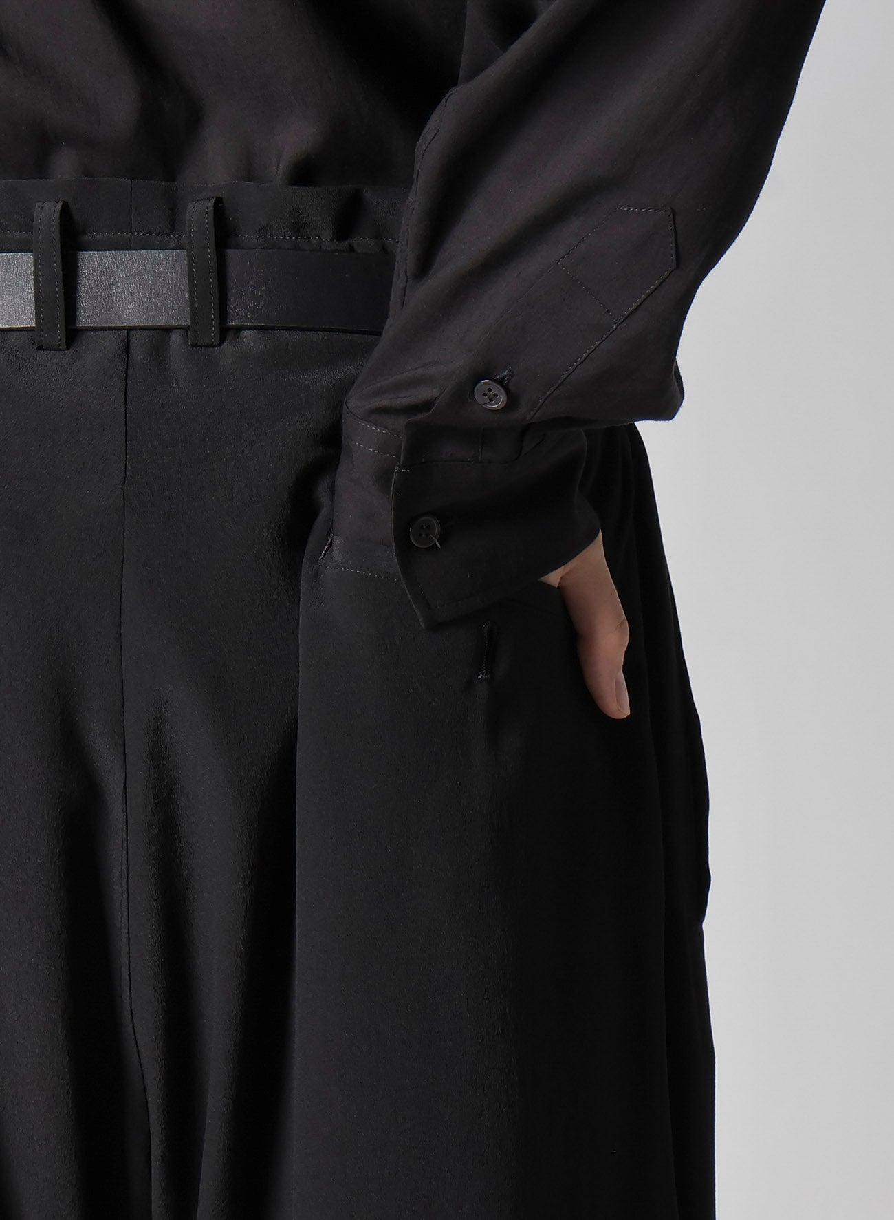 12M SILK DECINE TUCKED SEAM WIDE PANTS
