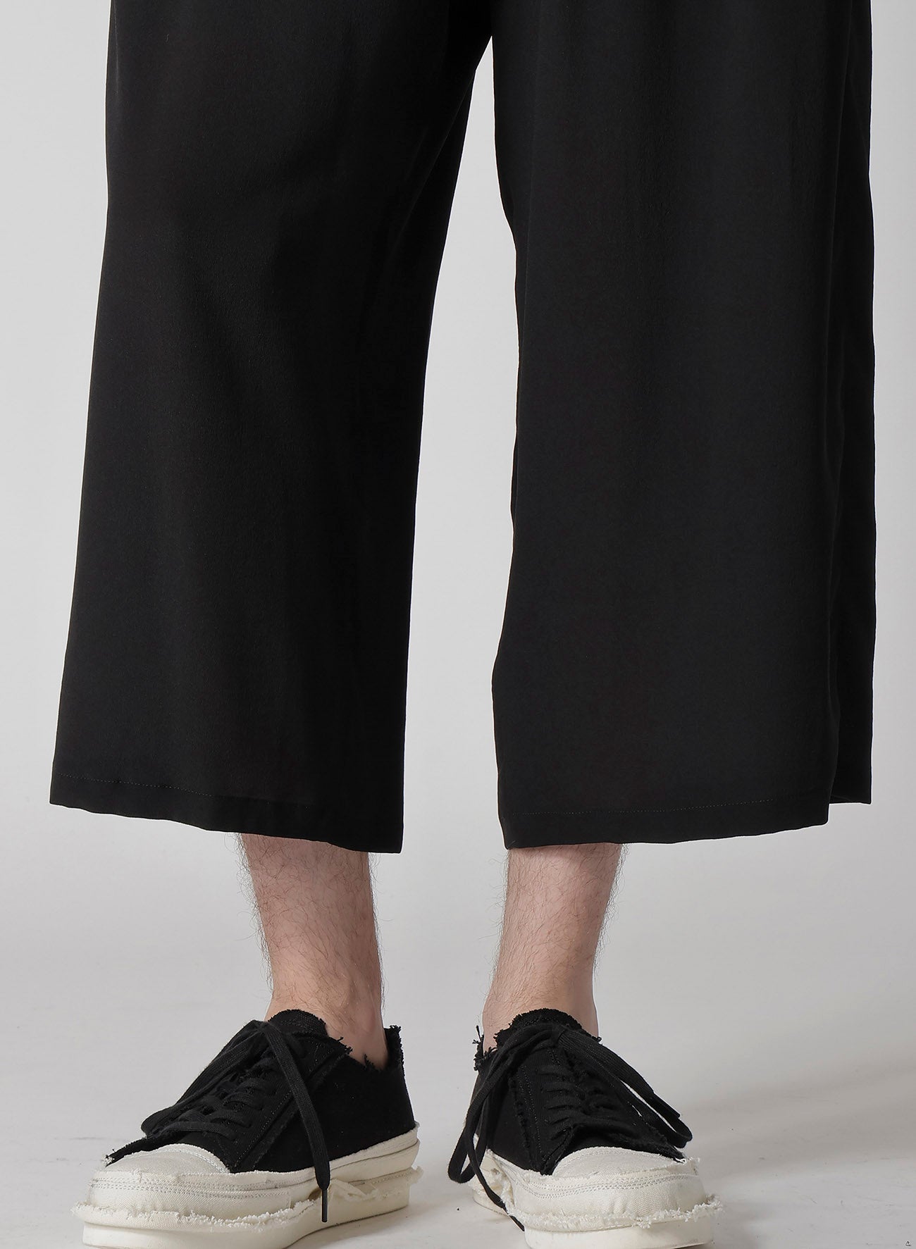 12M SILK DECINE TUCKED SEAM WIDE PANTS