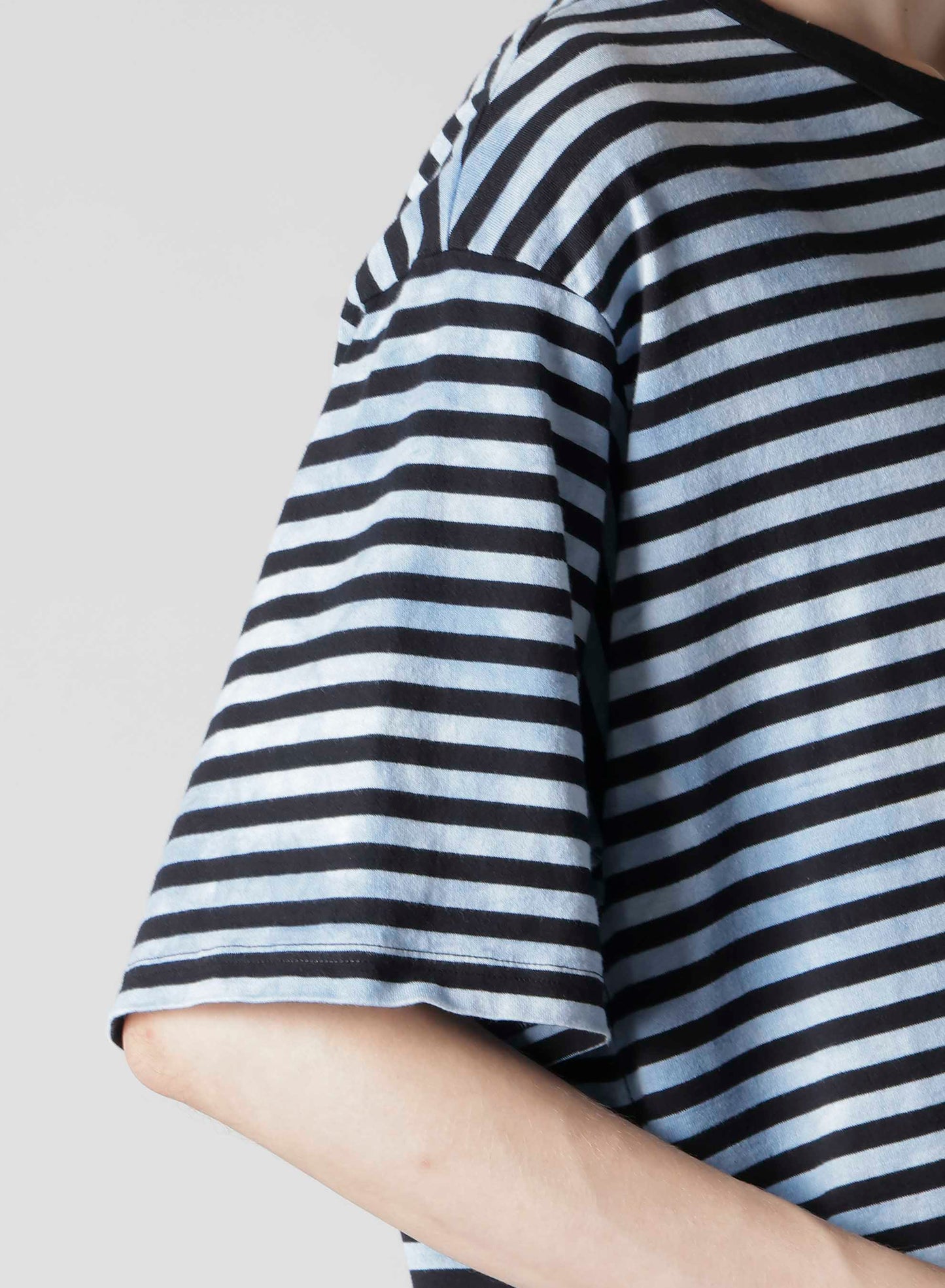 40/2 JERSEY BORDER UNEVEN ROUND NECK T