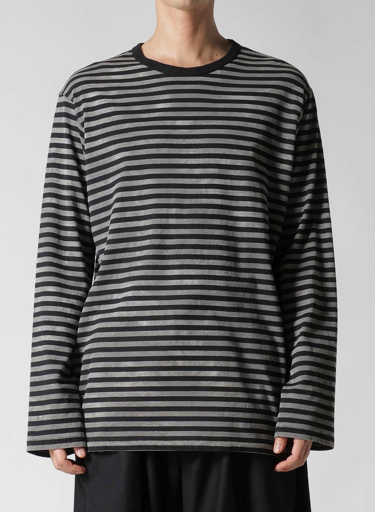40/2 JERSEY BORDER UNEVEN ROUND NECK T