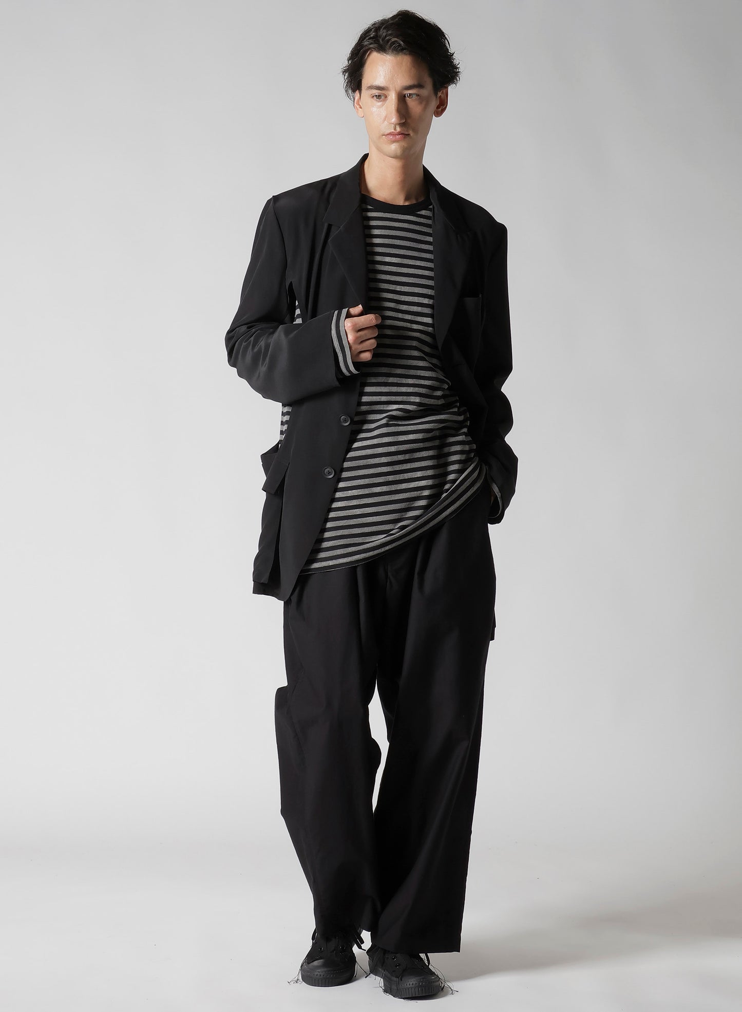 40/2 JERSEY BORDER UNEVEN ROUND NECK T