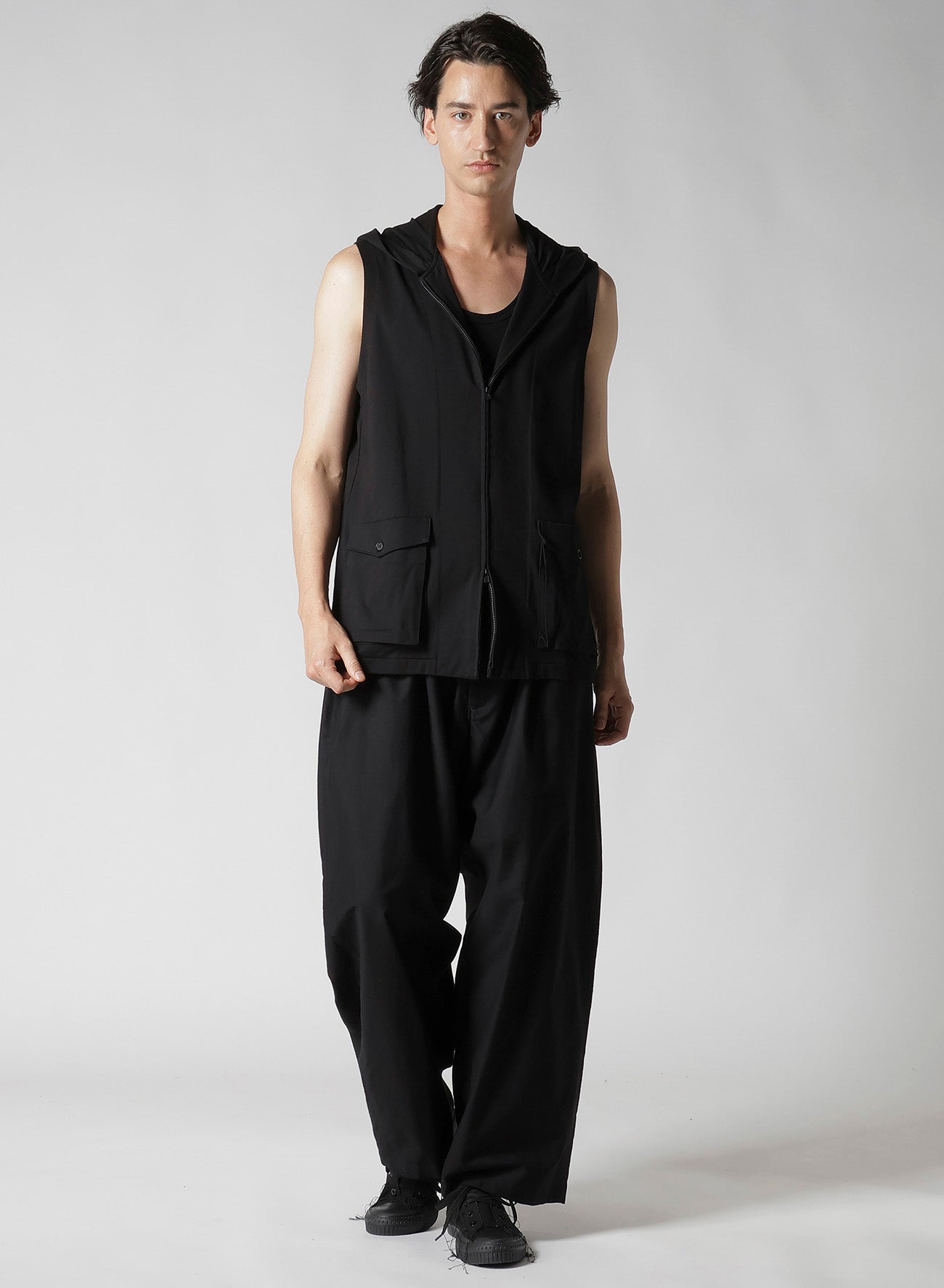 REGULATION JERSEY HOODED ZIPPER VEST
